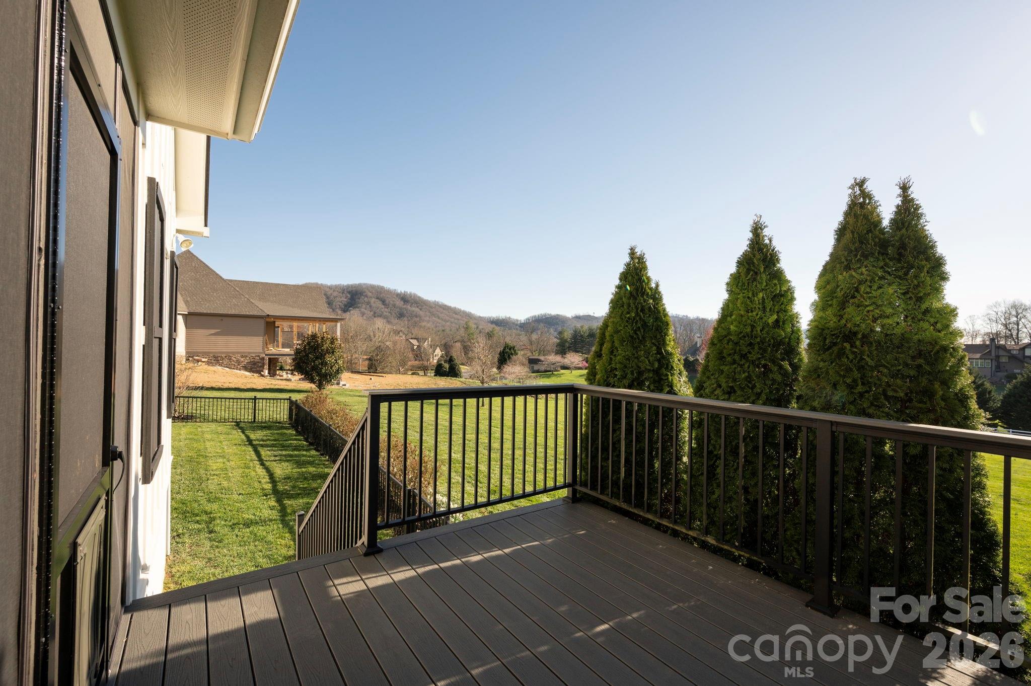 30 Water Hill Way Property Photo 13