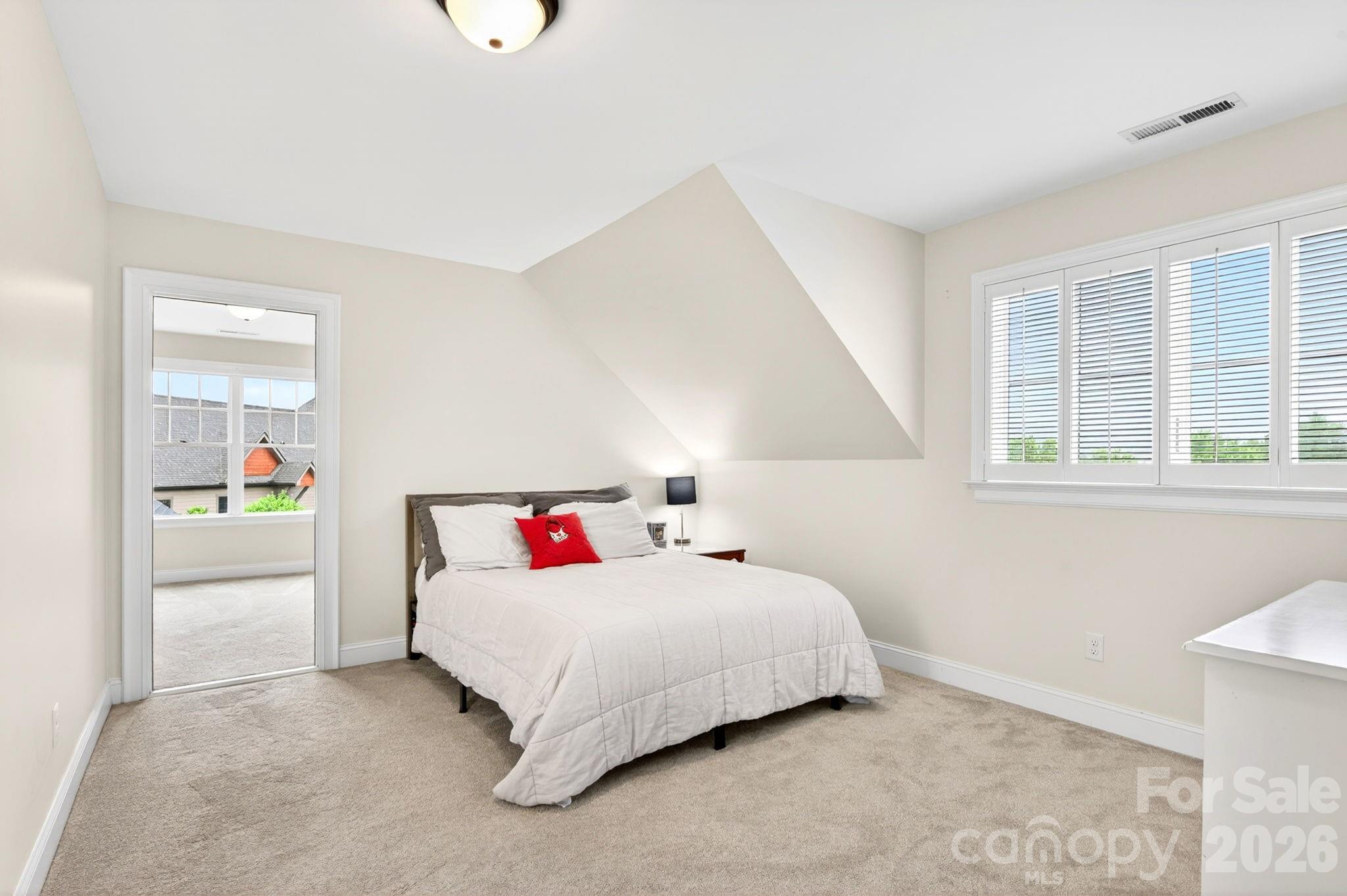 30 Water Hill Way Property Photo 32