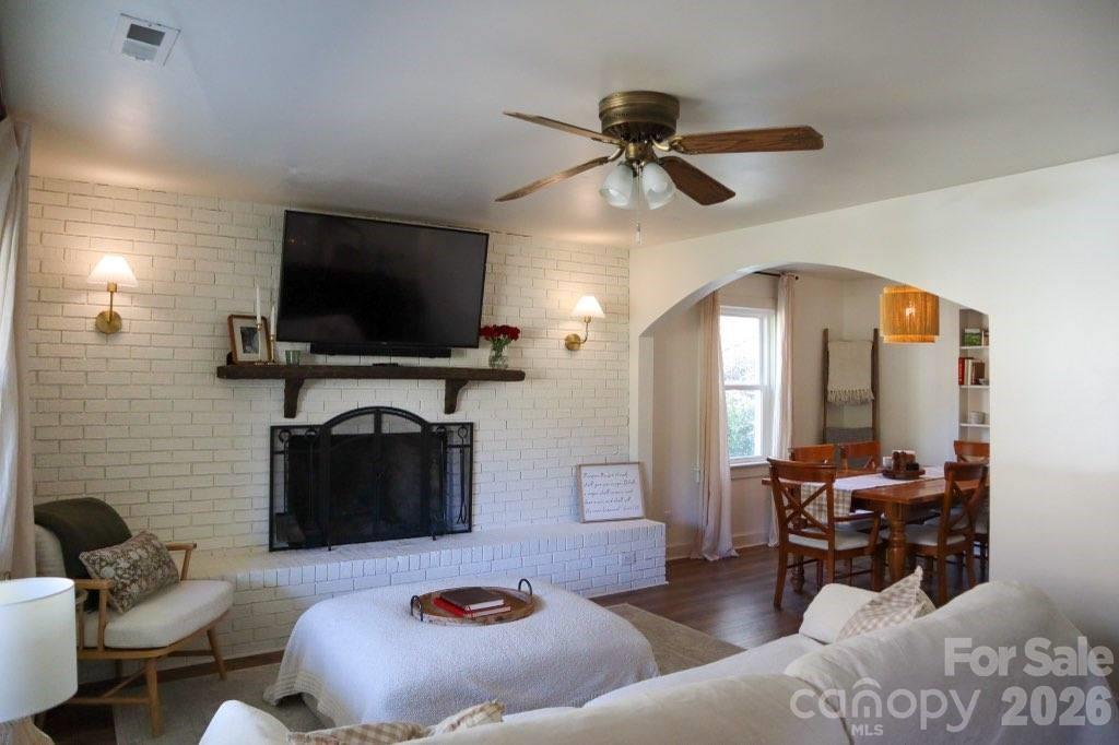 205 Old Fort Road Property Photo 5