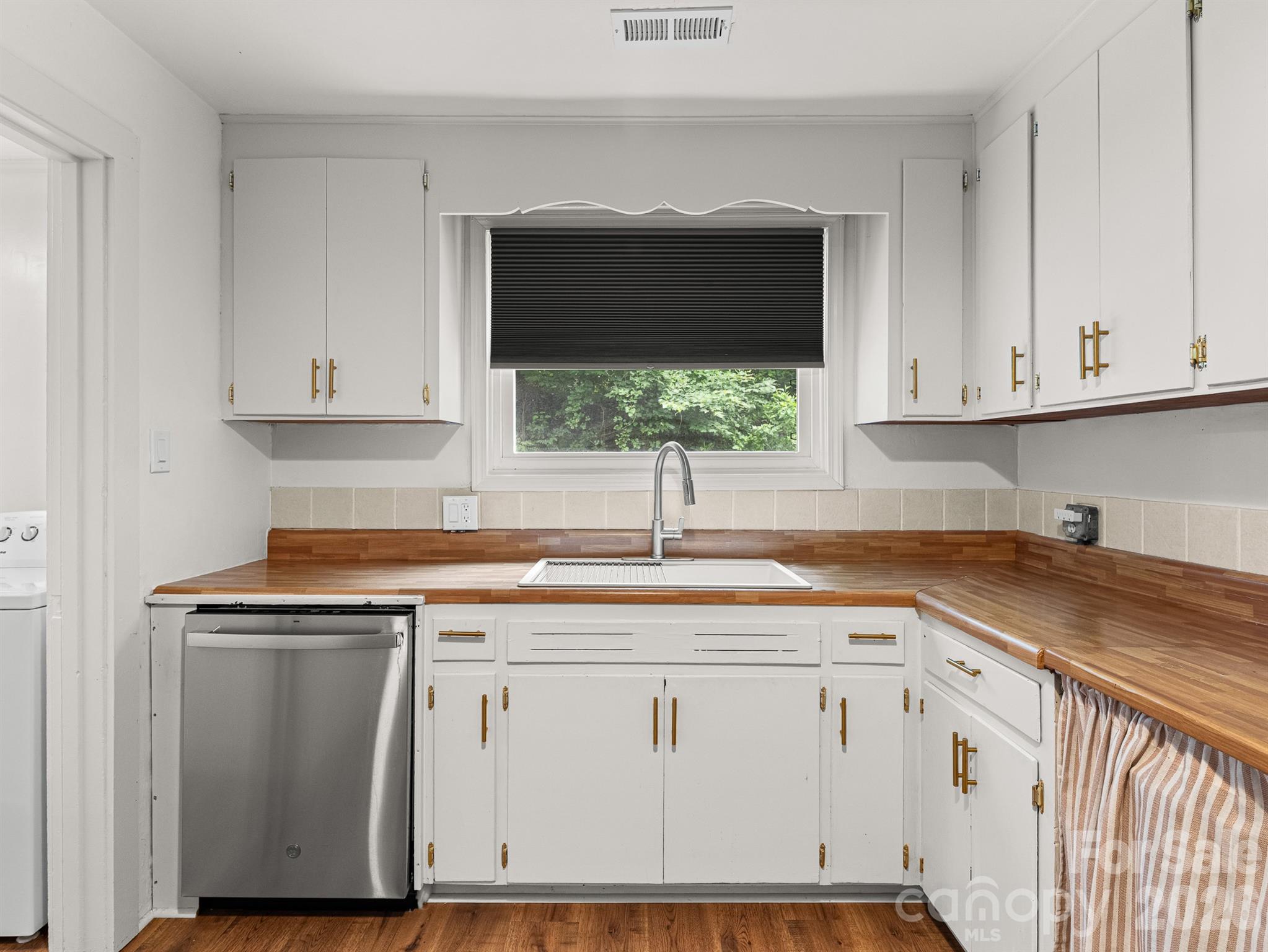 205 Old Fort Road Property Photo 25