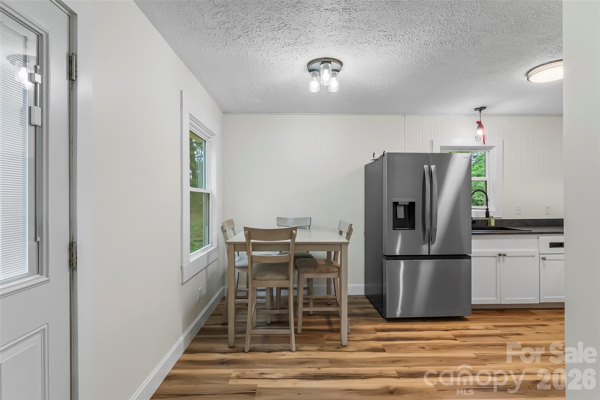 825 S Creek Road Property Photo 10