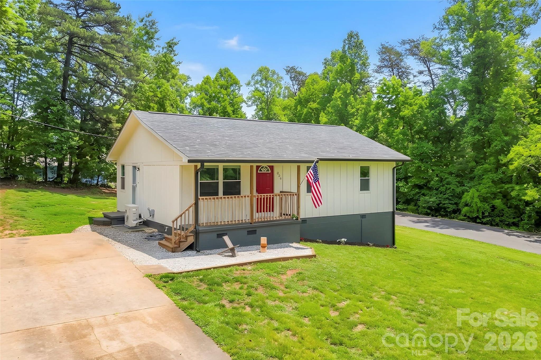 825 S Creek Road Property Photo 32