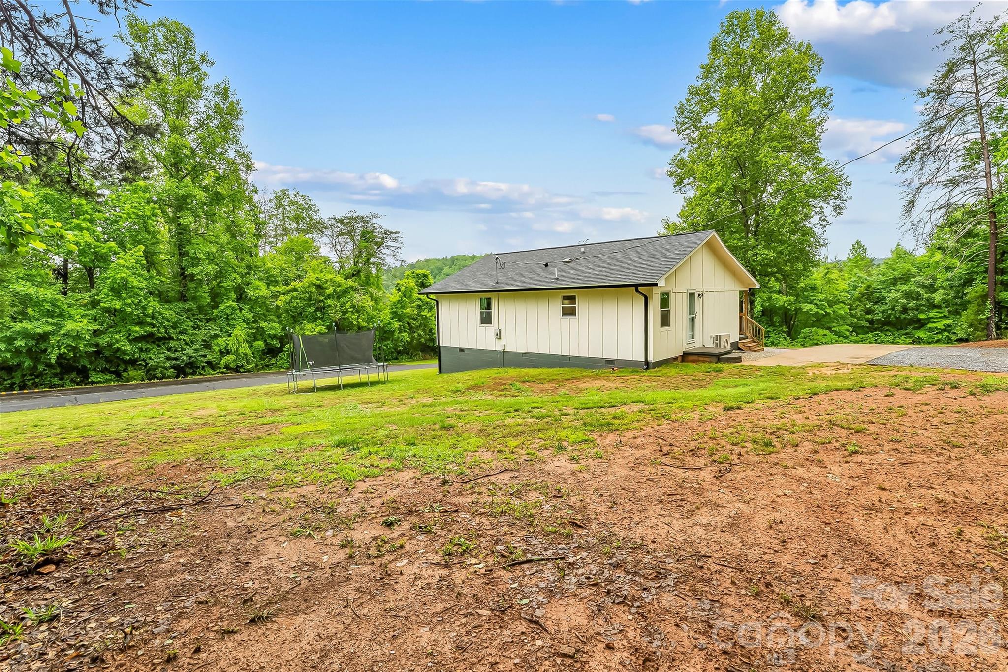 825 S Creek Road Property Photo 38