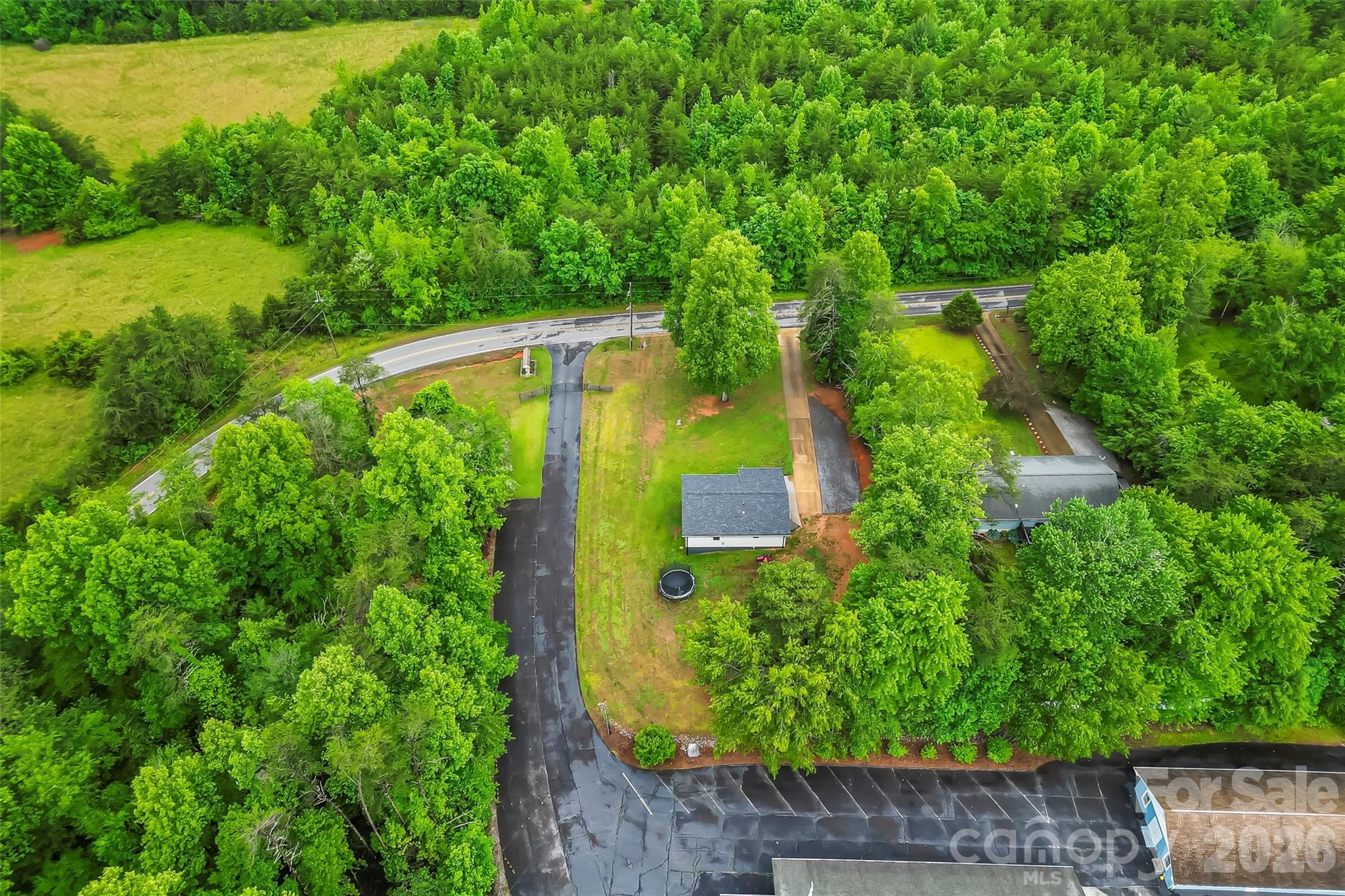 825 S Creek Road Property Photo 40