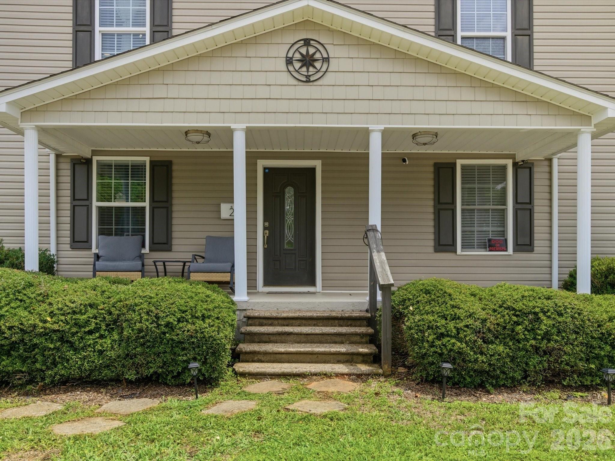 2 Poe Street Property Photo 2