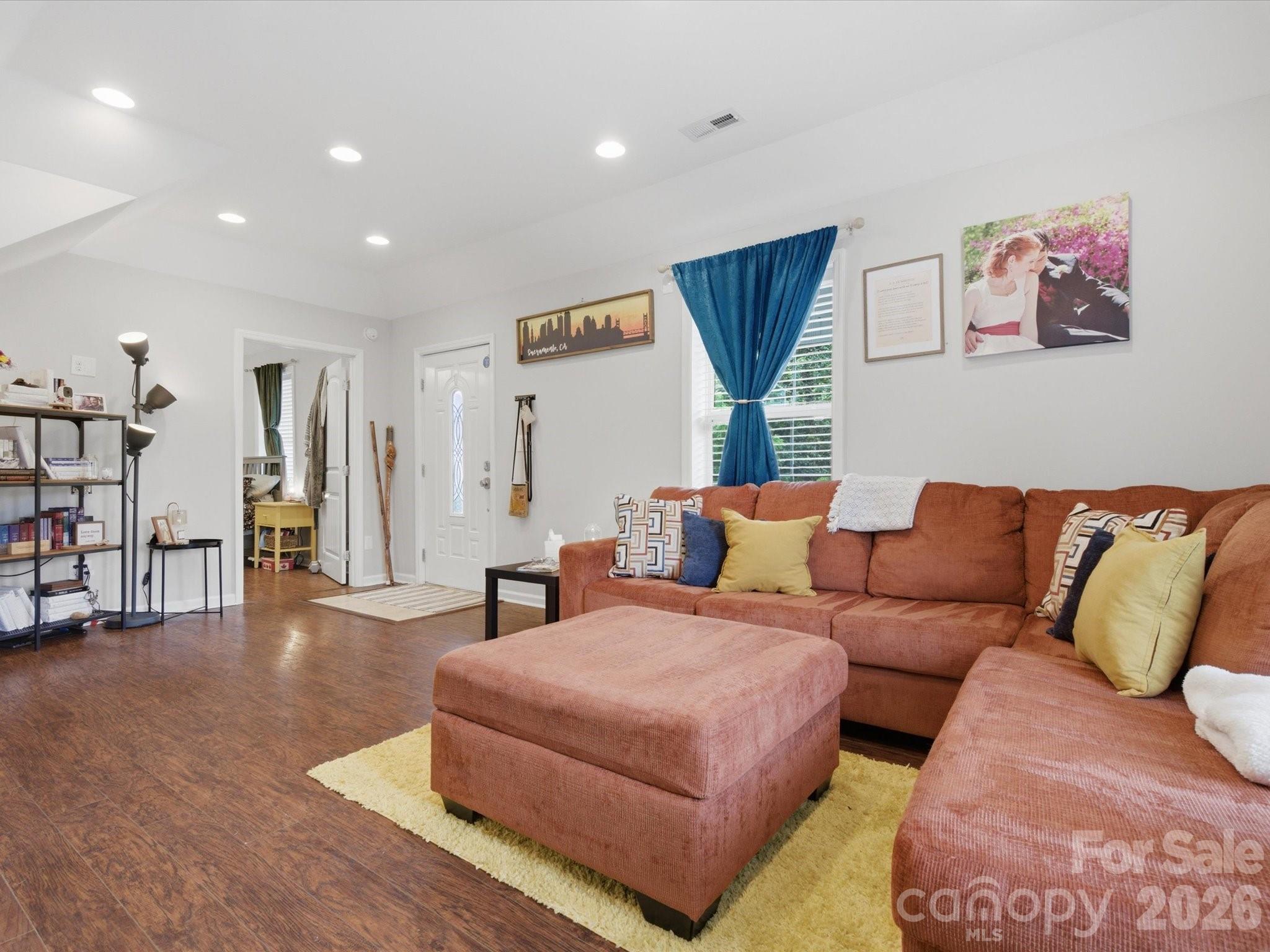 2 Poe Street Property Photo 7