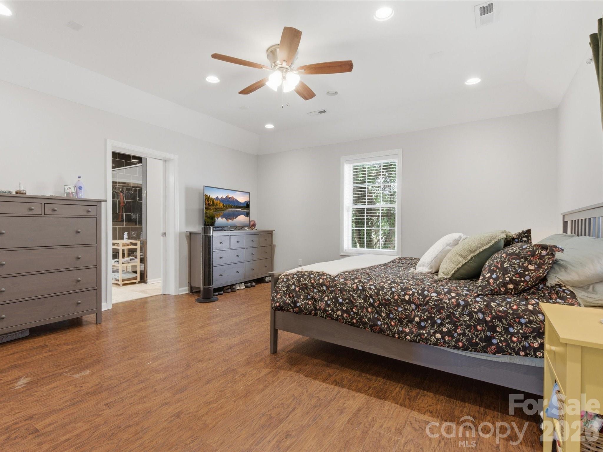 2 Poe Street Property Photo 20