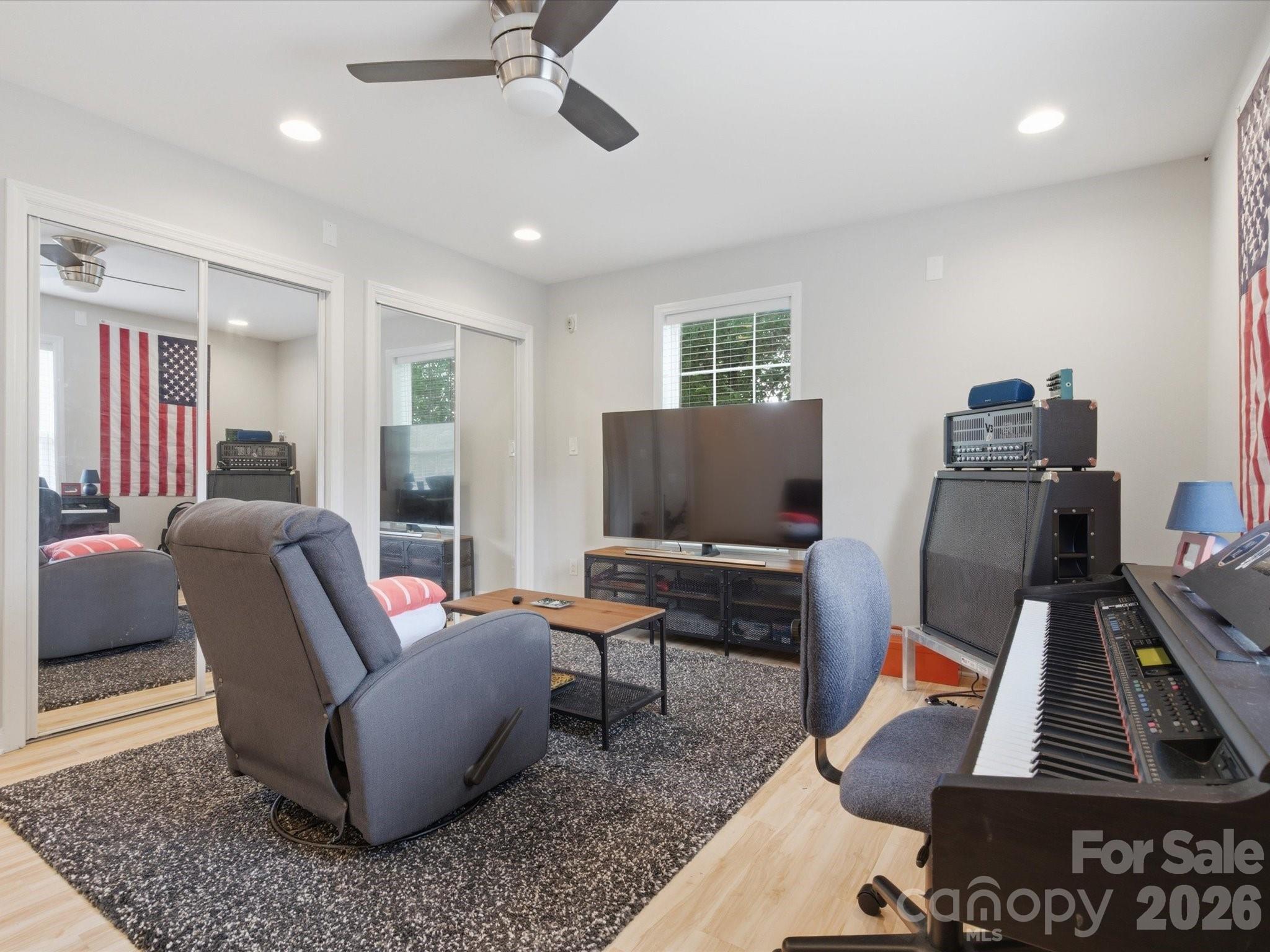 2 Poe Street Property Photo 26