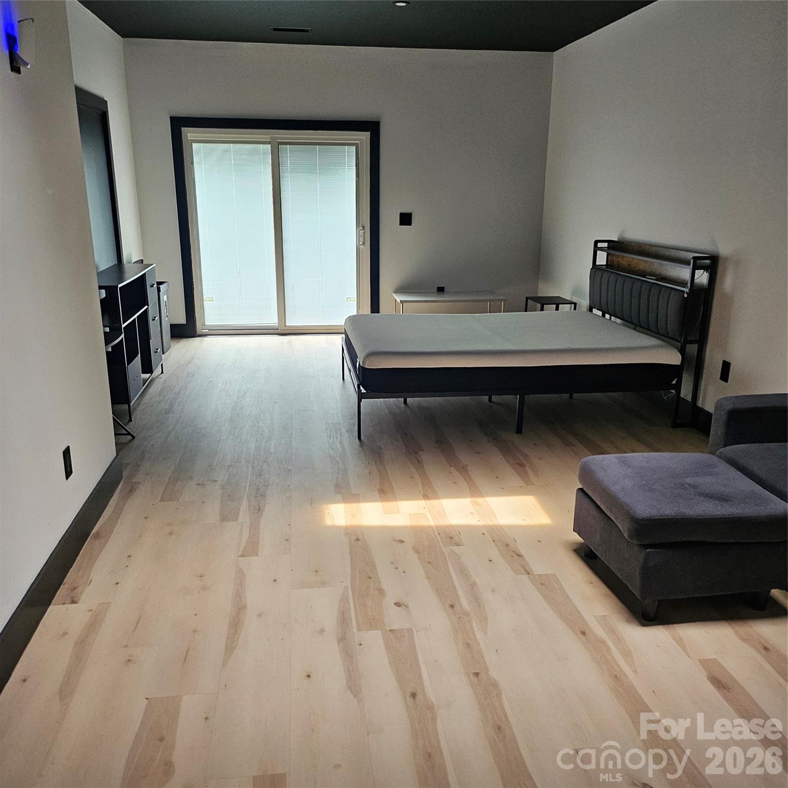 1002 Crawford Road Property Photo 1