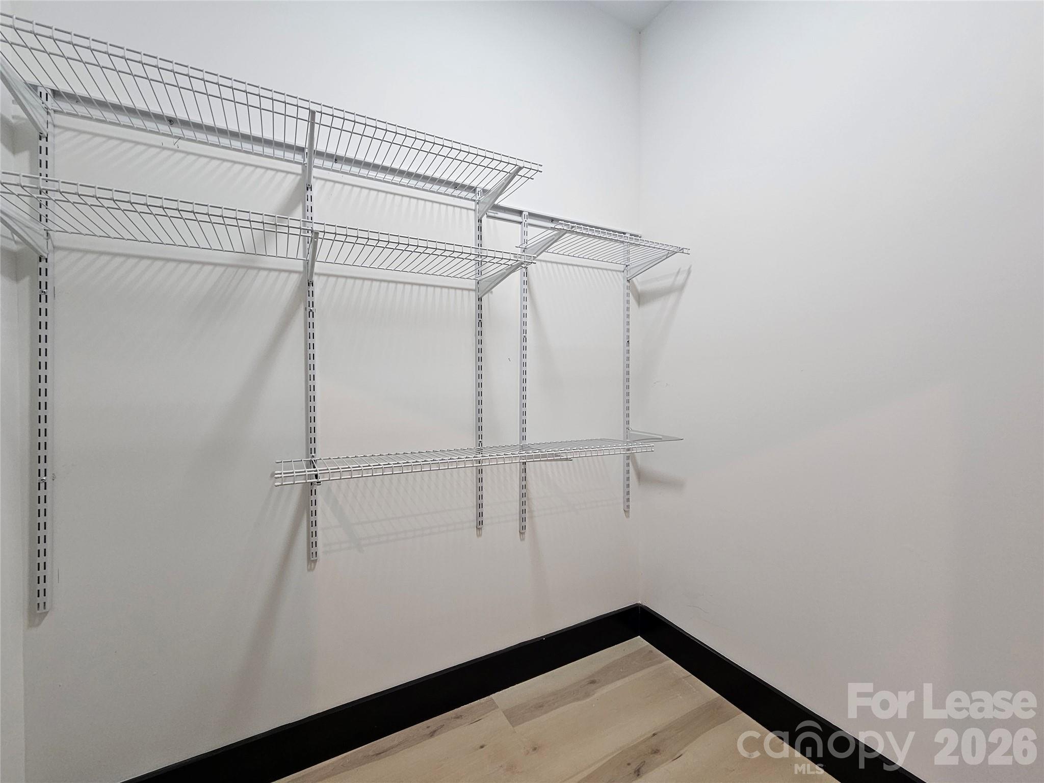 1002 Crawford Road Property Photo 5