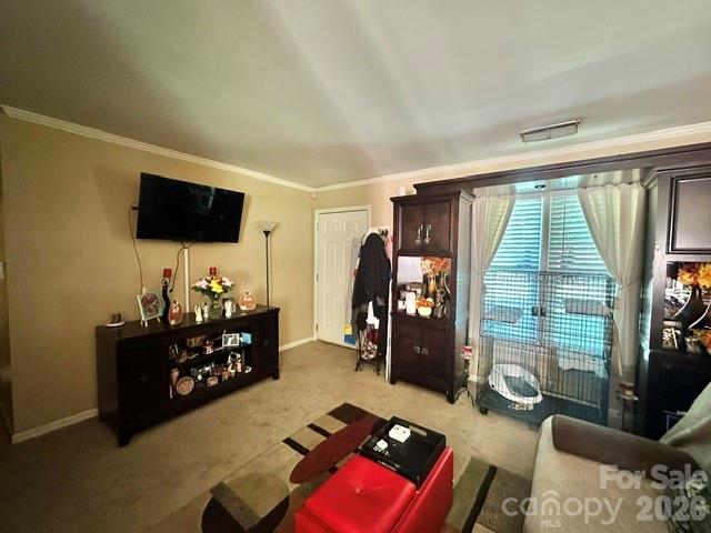 6042 Crape Myrtle Lane Property Photo 3