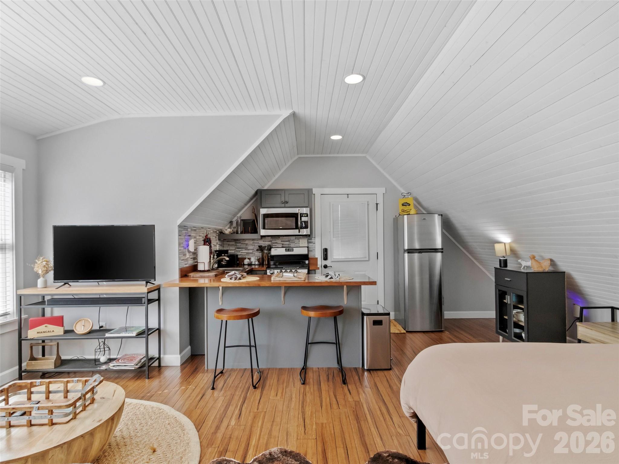 5 Fieldtop Lane Property Photo 8