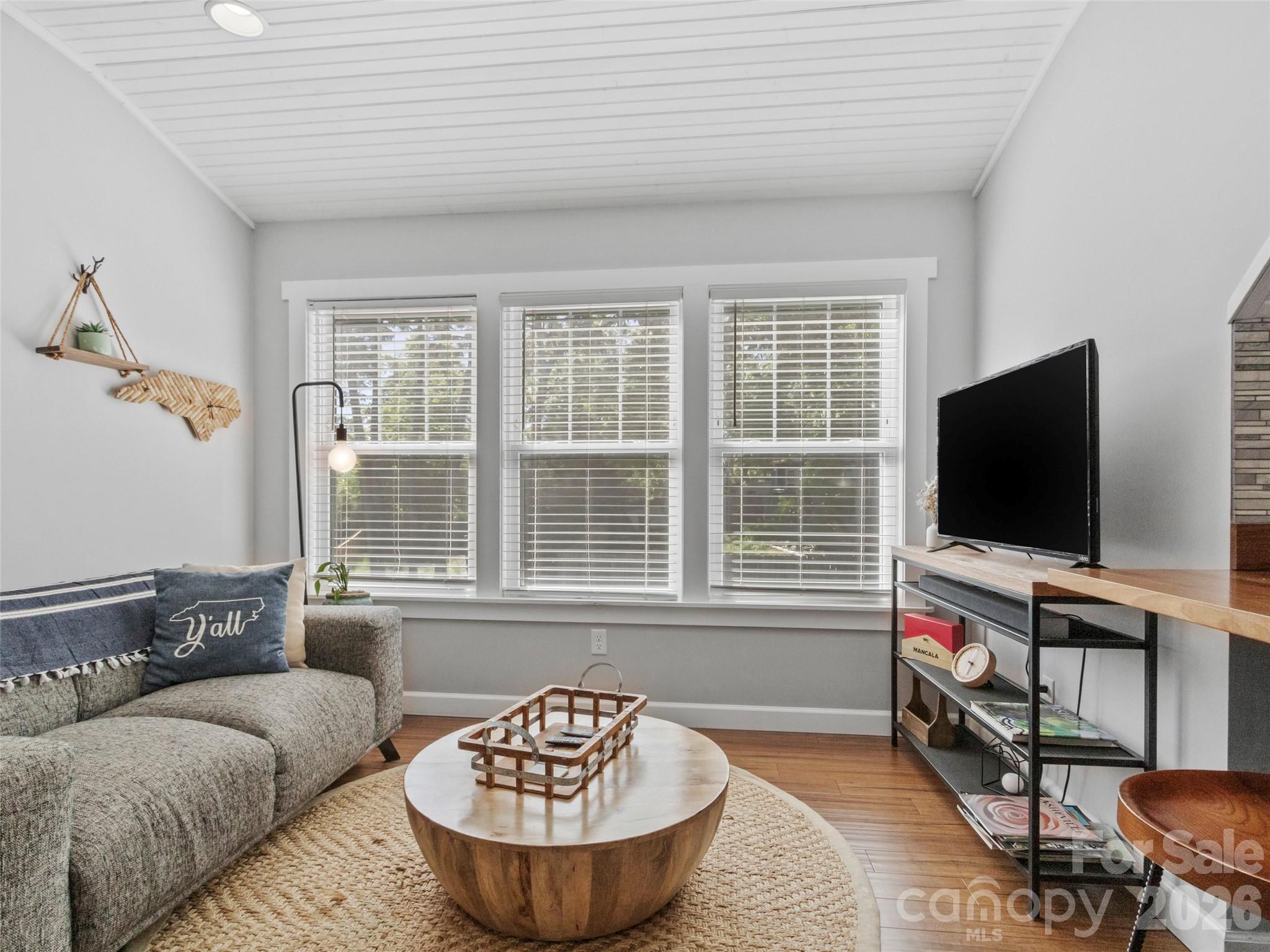 5 Fieldtop Lane Property Photo 11