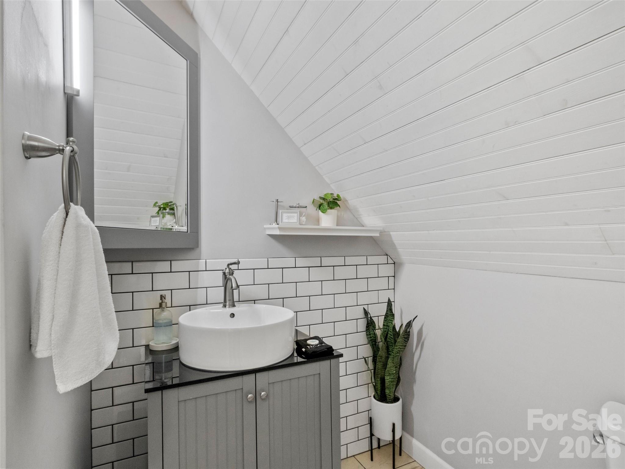 5 Fieldtop Lane Property Photo 19