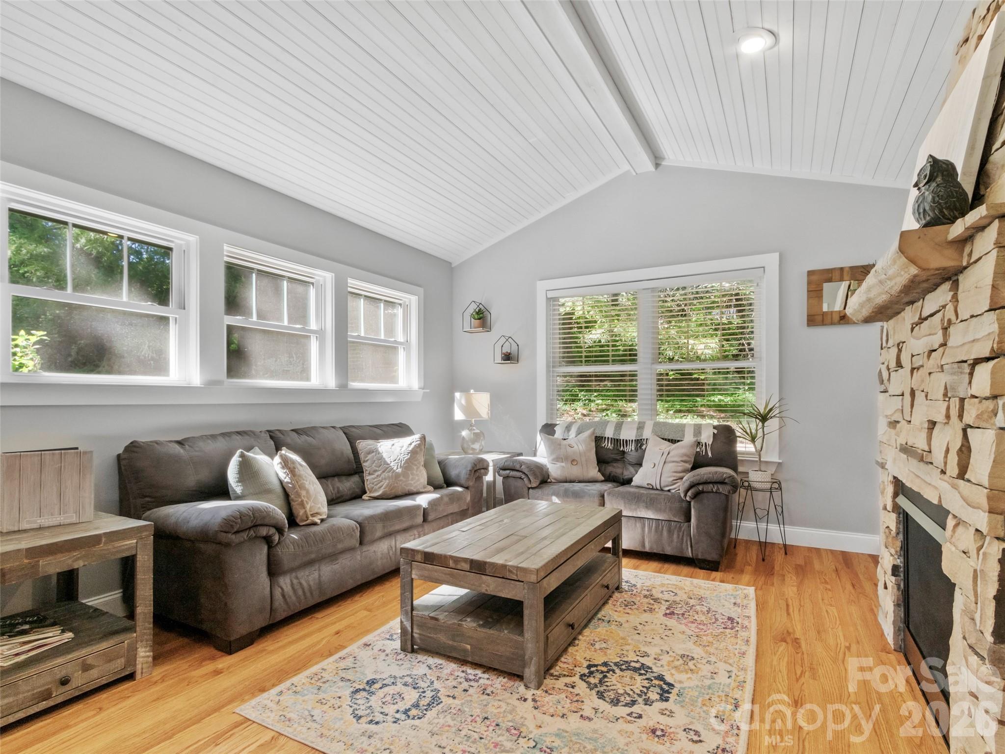 5 Fieldtop Lane Property Photo 22