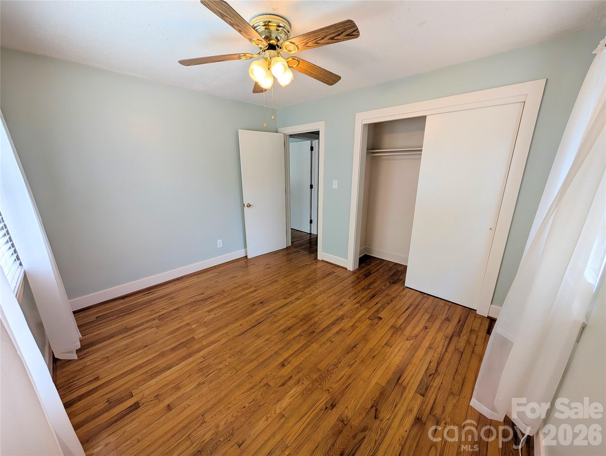 1014 Sw Wright Street 5 Property Photo 12