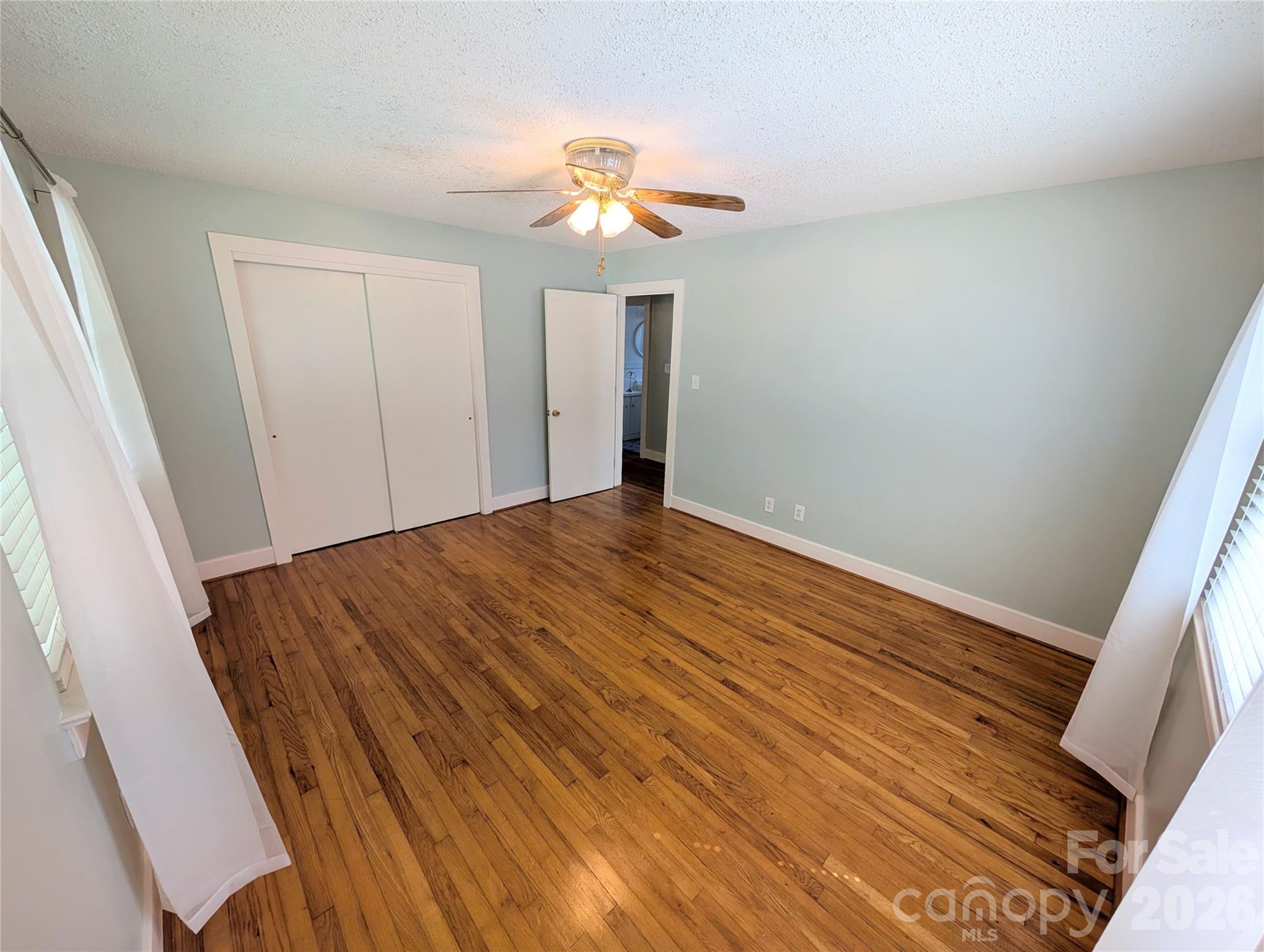 1014 Sw Wright Street 5 Property Photo 13