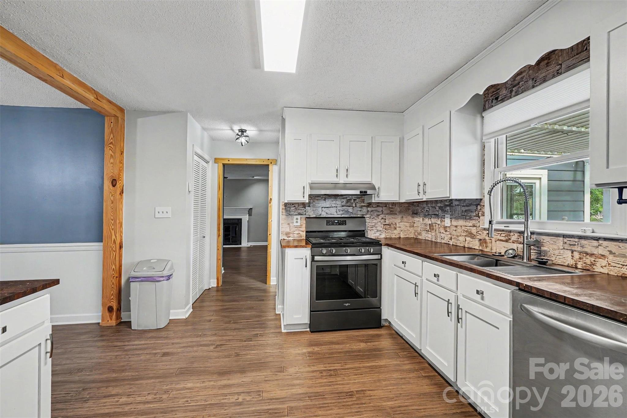 2816 Wilkshire Drive Property Photo 8