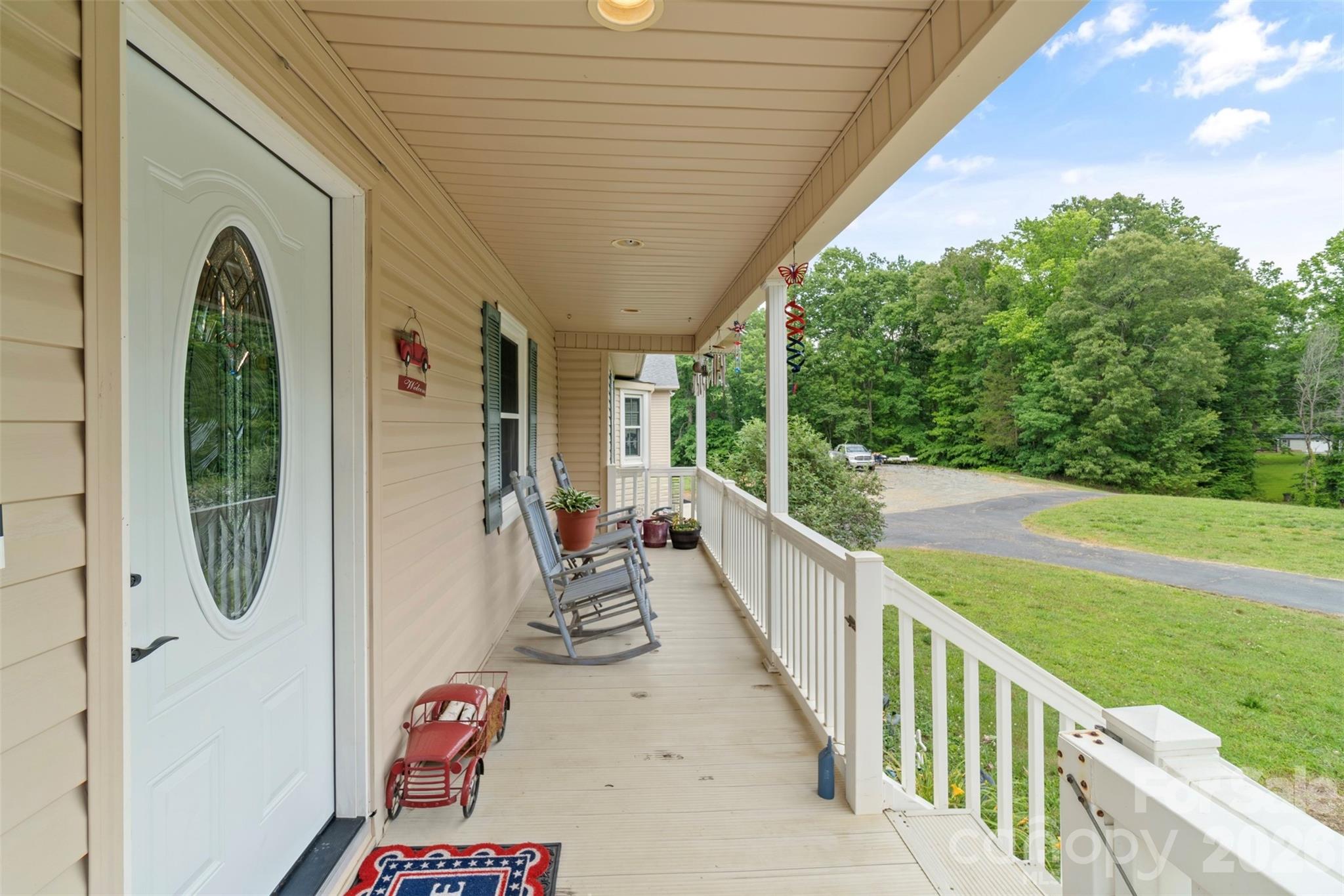 229 Oakridge Road Property Photo 4