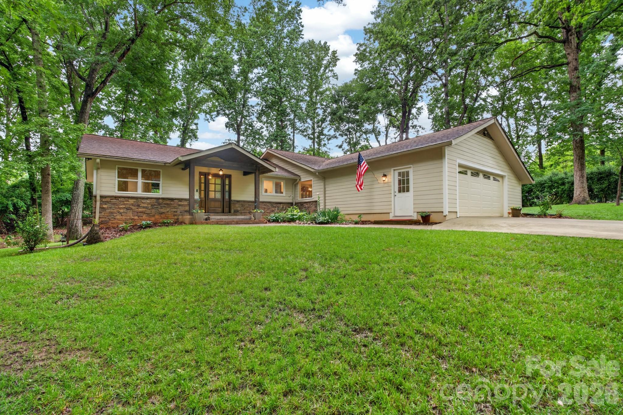 64 Timberidge Drive Property Photo 2