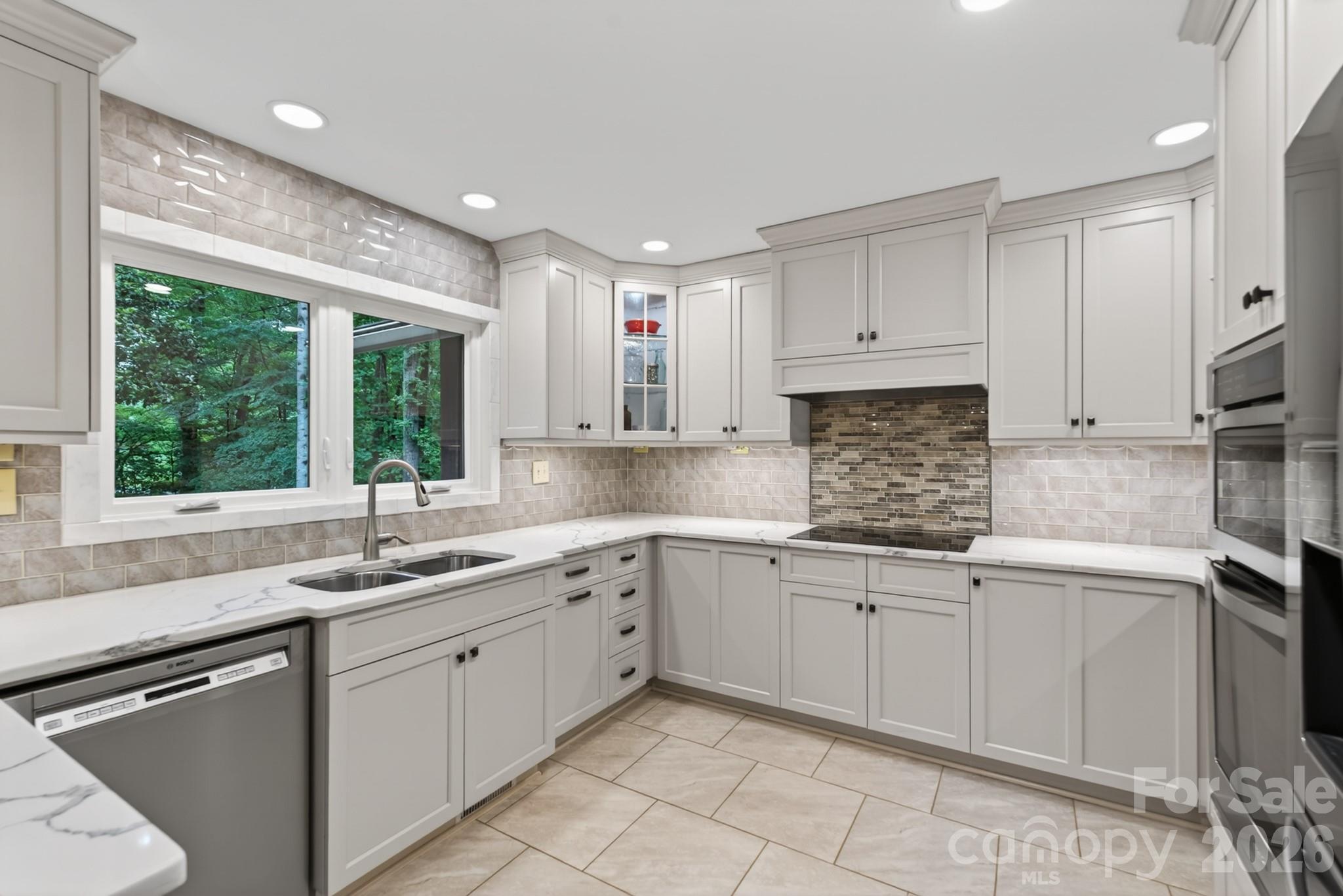 64 Timberidge Drive Property Photo 10