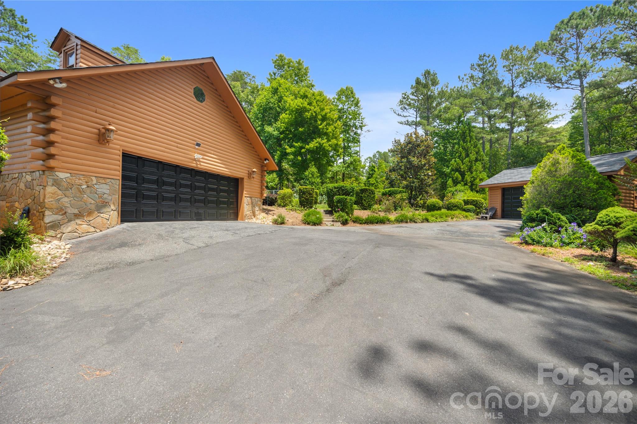 214 Harbor Ridge Drive Property Photo 3