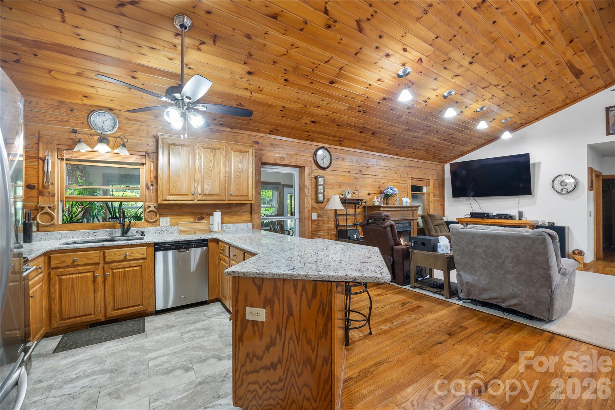 214 Harbor Ridge Drive Property Photo 8