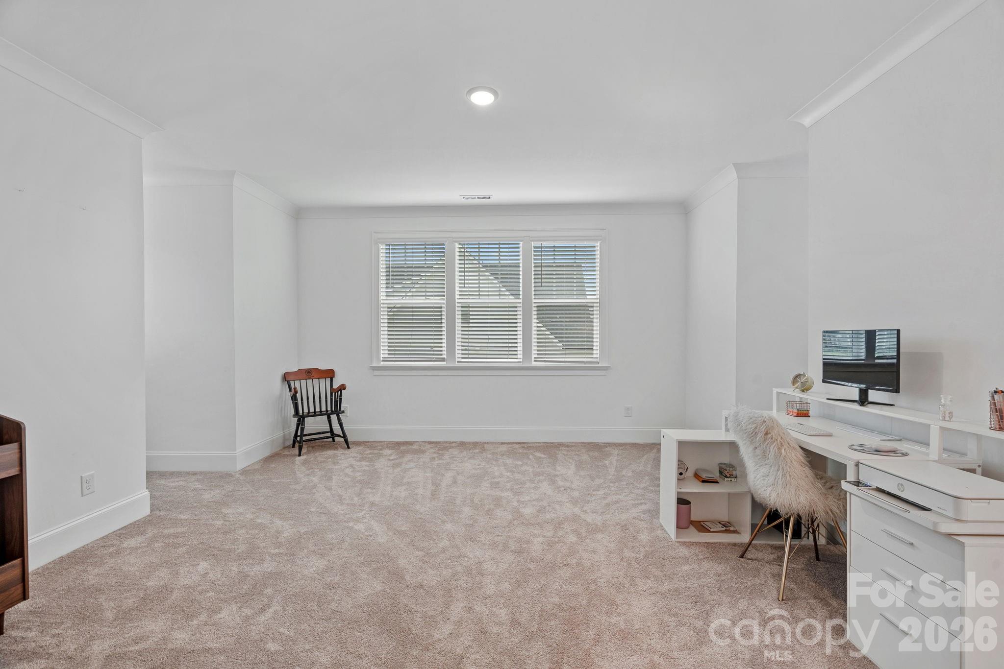 165 Little Indian Loop Property Photo 32