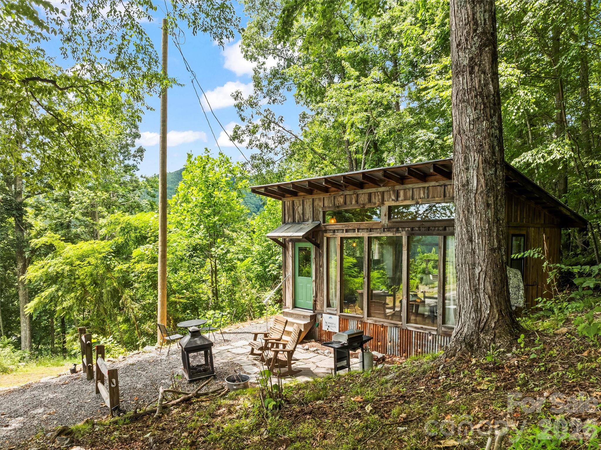 553 Paradise Mountain Road Property Photo 32