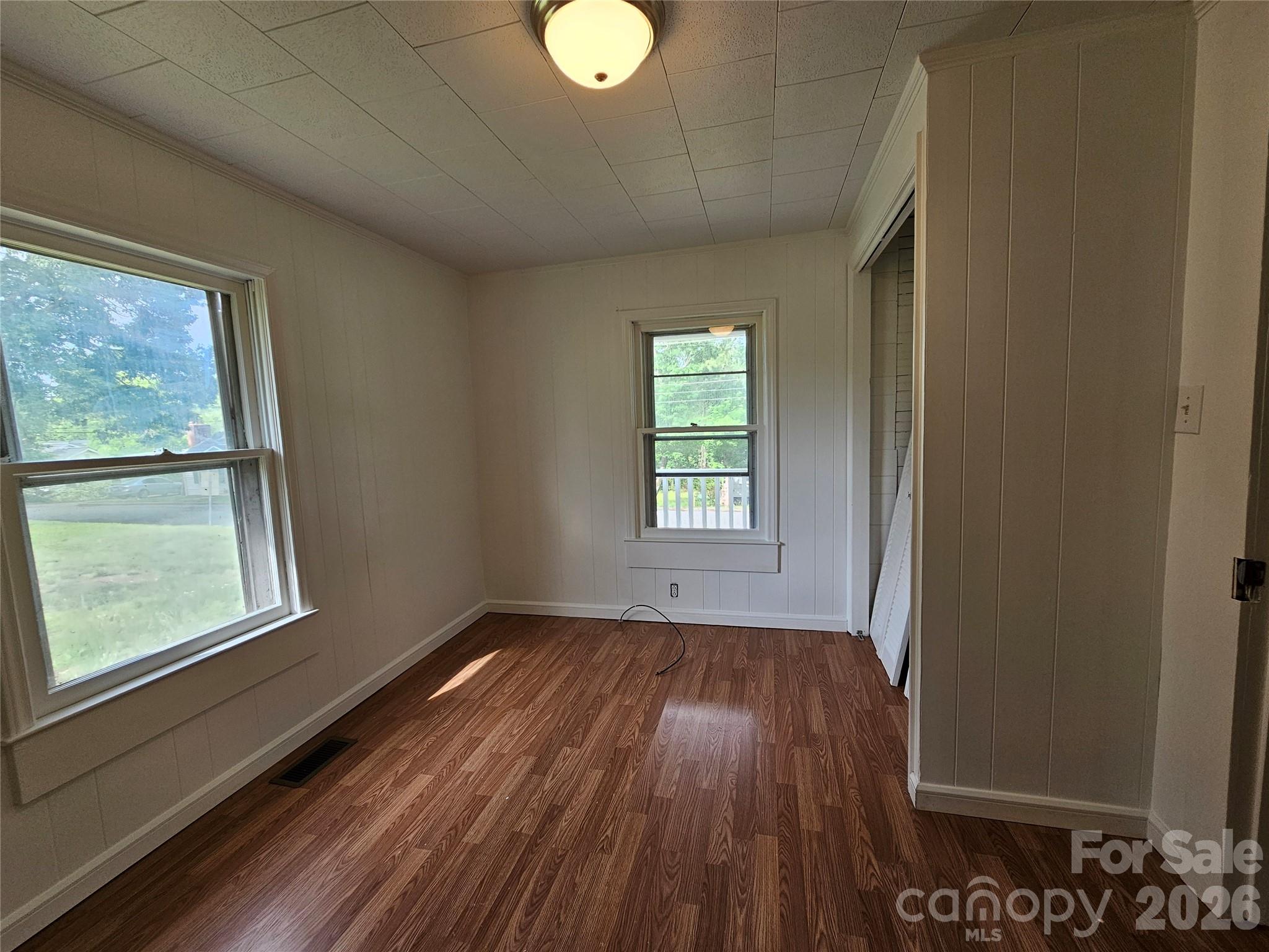 1641 Berkley Street Property Photo 7
