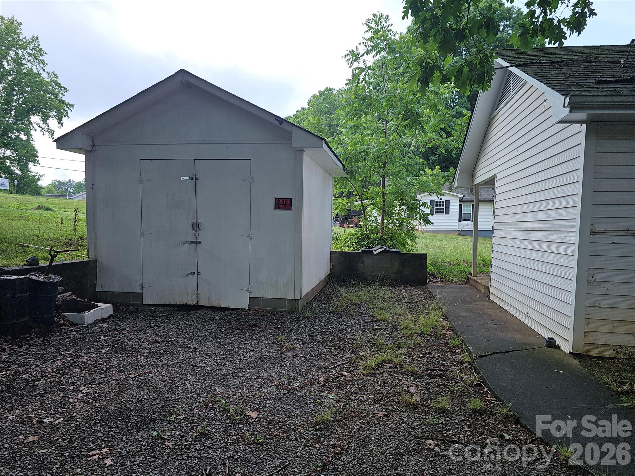 1641 Berkley Street Property Photo 16