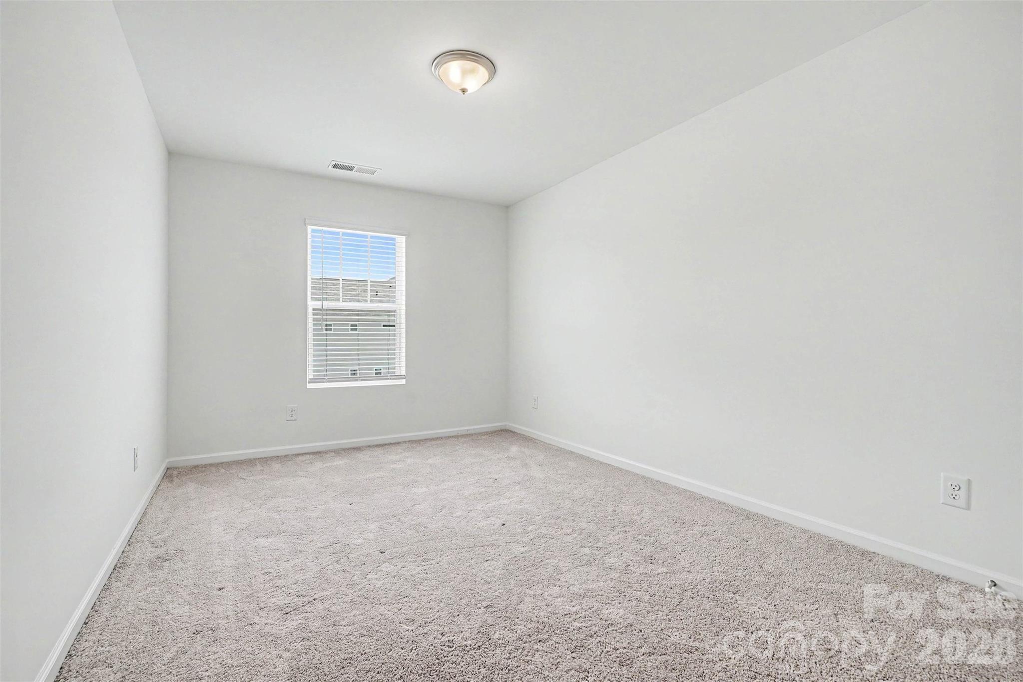 4035 Lawnview Drive Property Photo 21