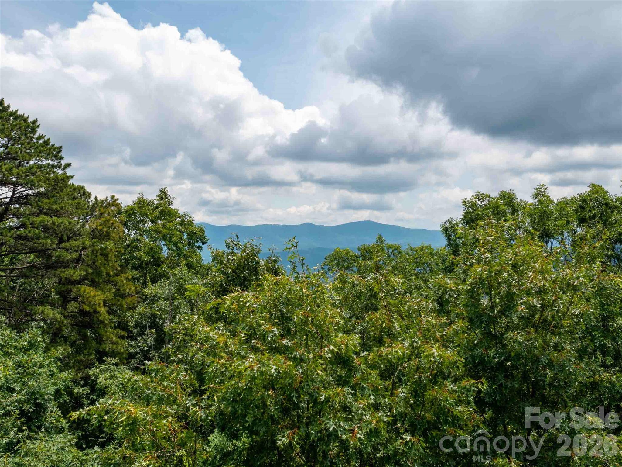 288 Eastman Place Property Photo 5