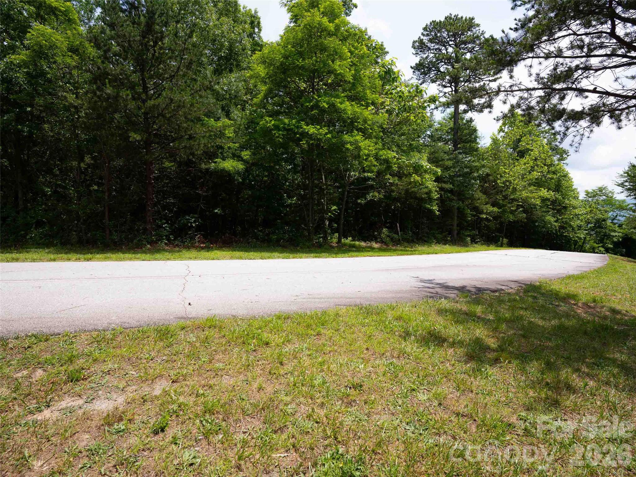 288 Eastman Place Property Photo 14