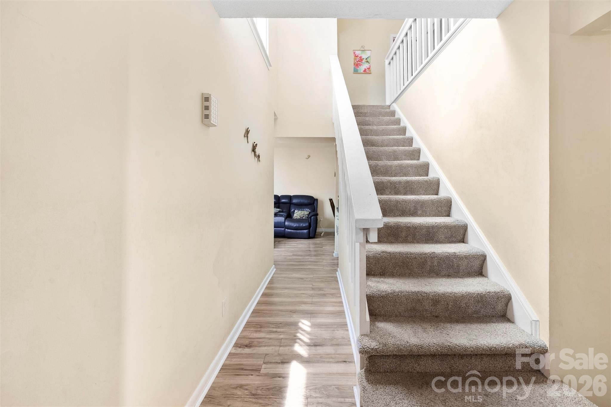 7130 Stonington Lane Property Photo 8