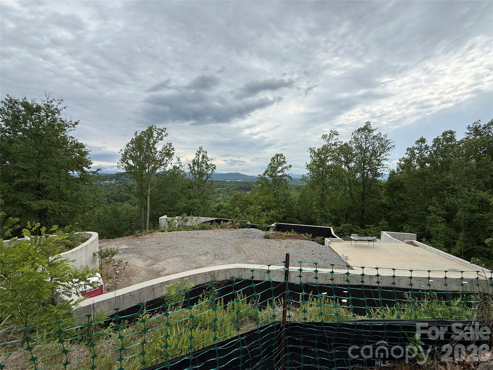 16 Ridge Pine Trail Property Photo 4
