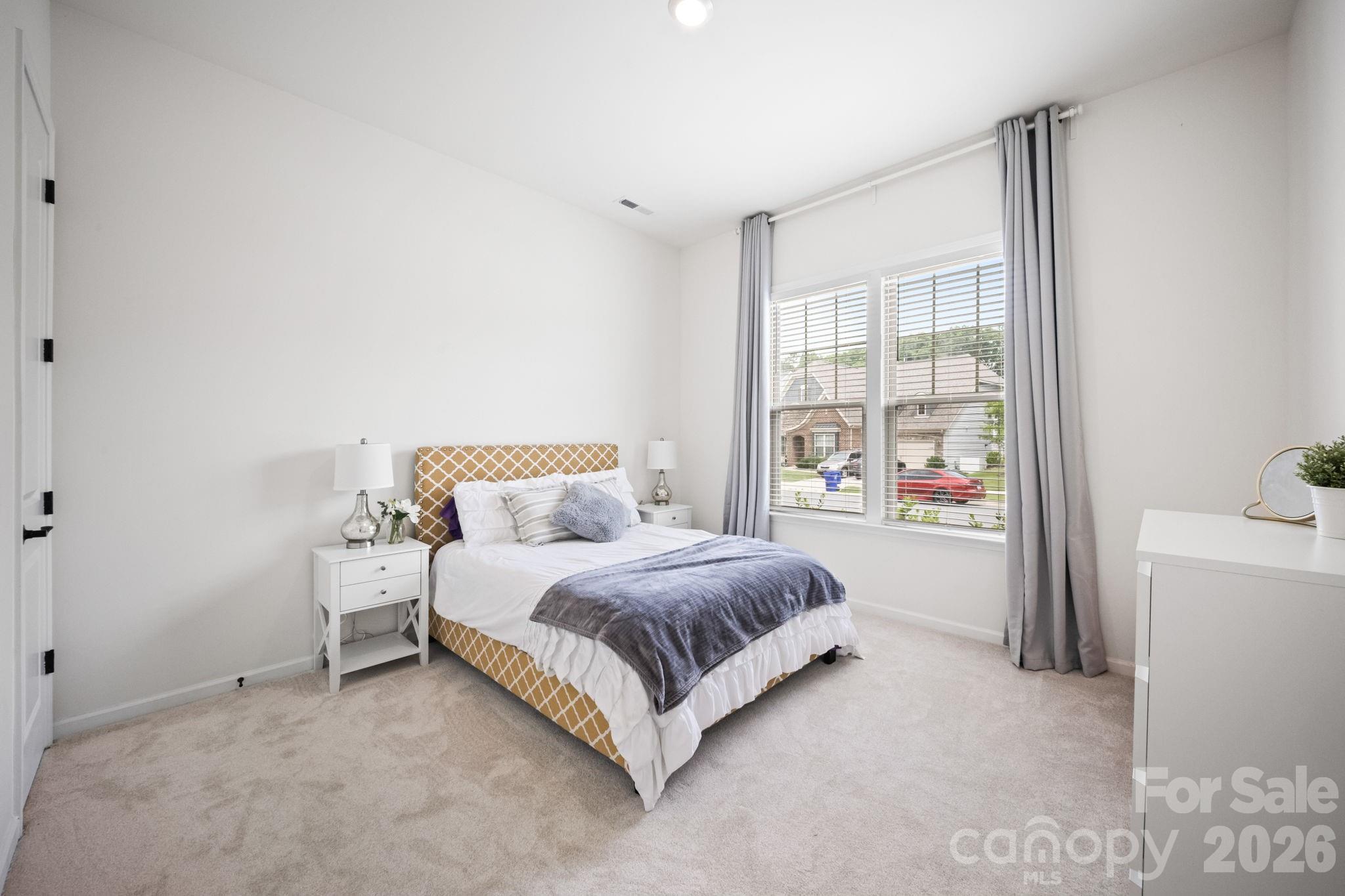 7920 Creek Park Drive Property Photo 13