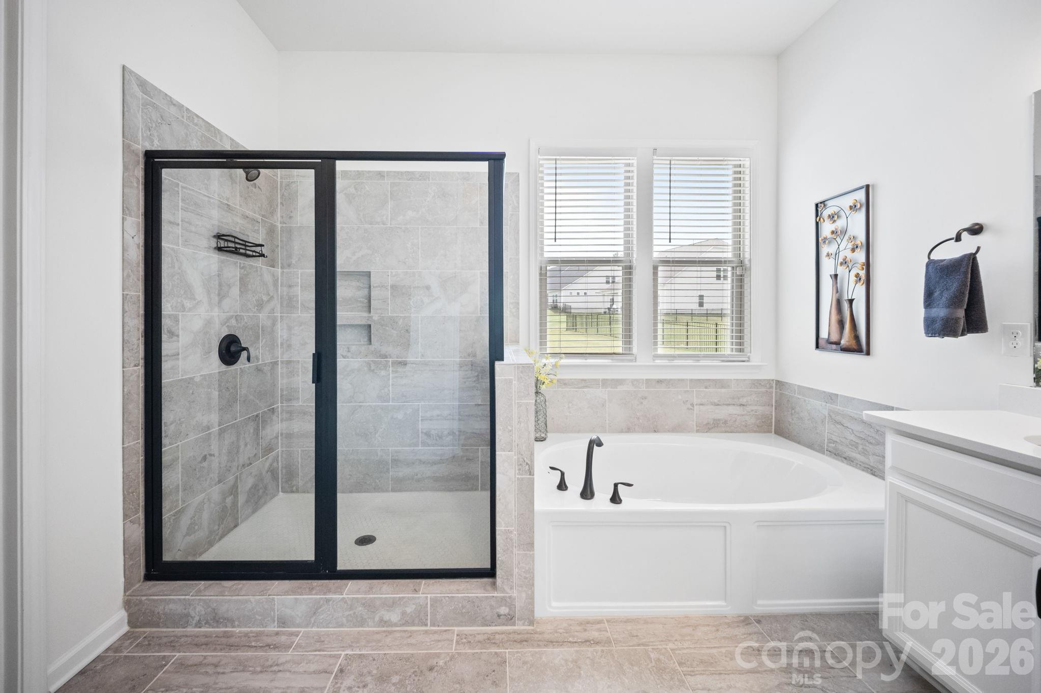 7920 Creek Park Drive Property Photo 18