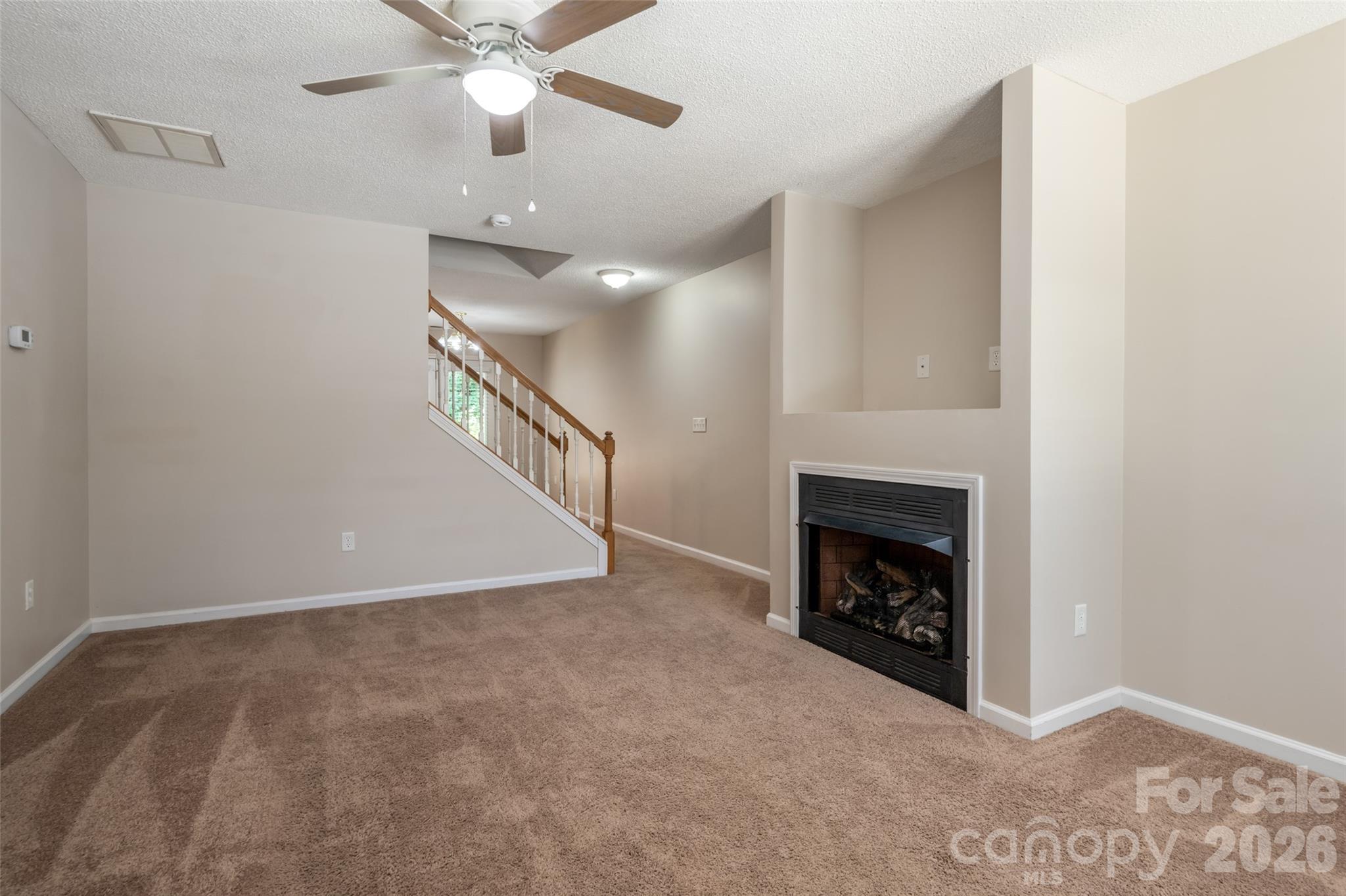 201 Birch Lane Property Photo 8