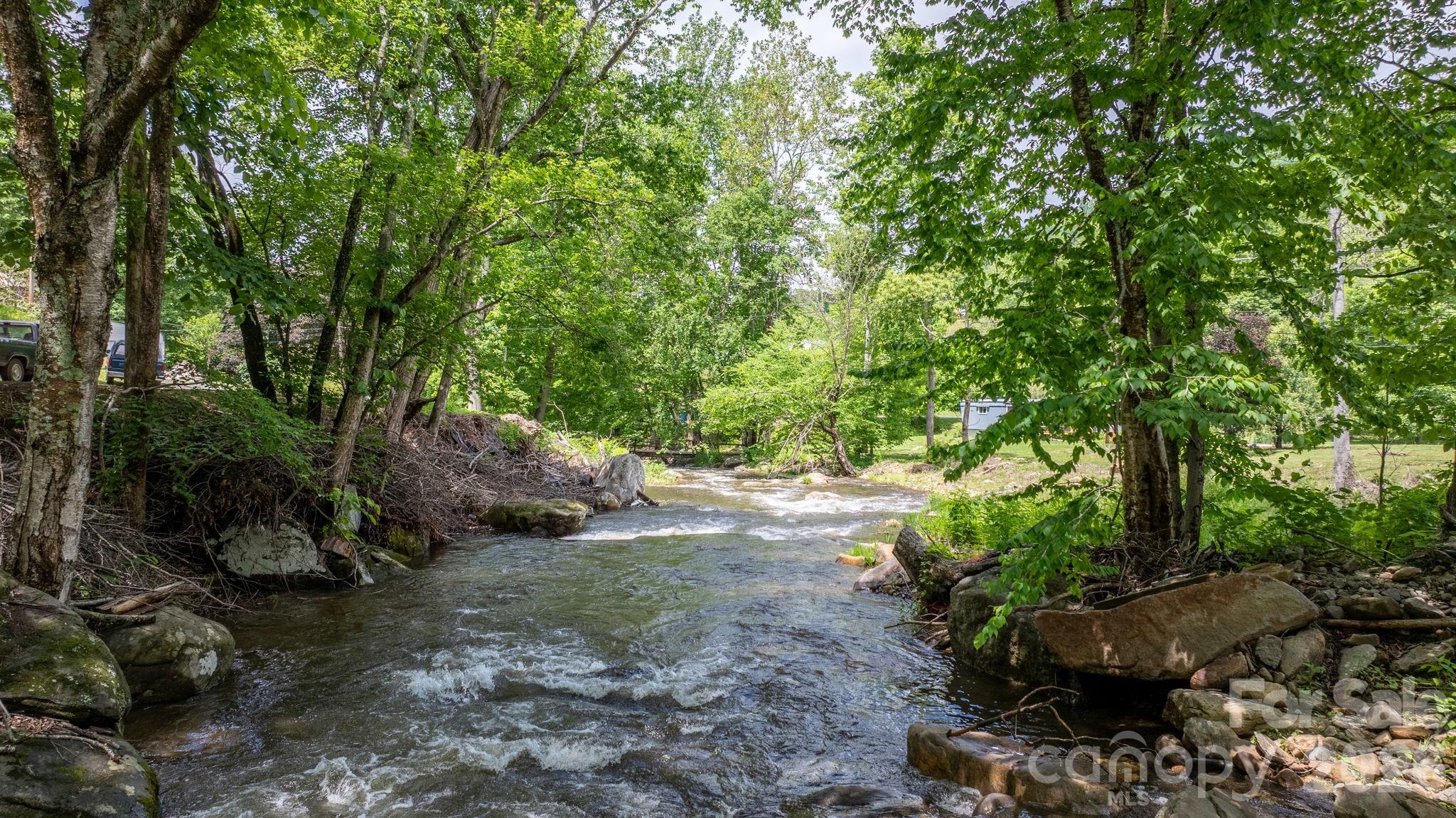 3206 Fork Mountain Road Property Photo 2