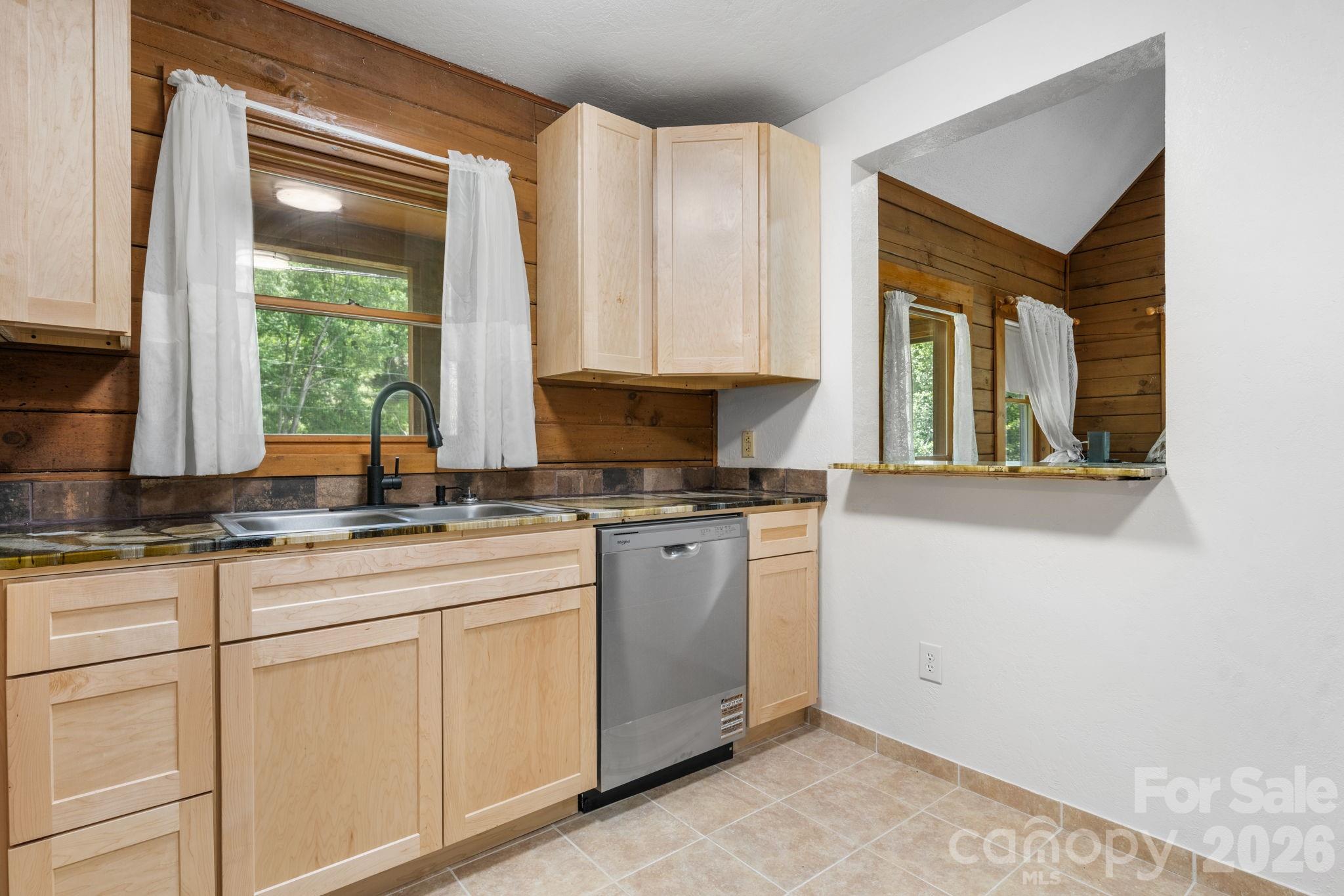 3206 Fork Mountain Road Property Photo 10