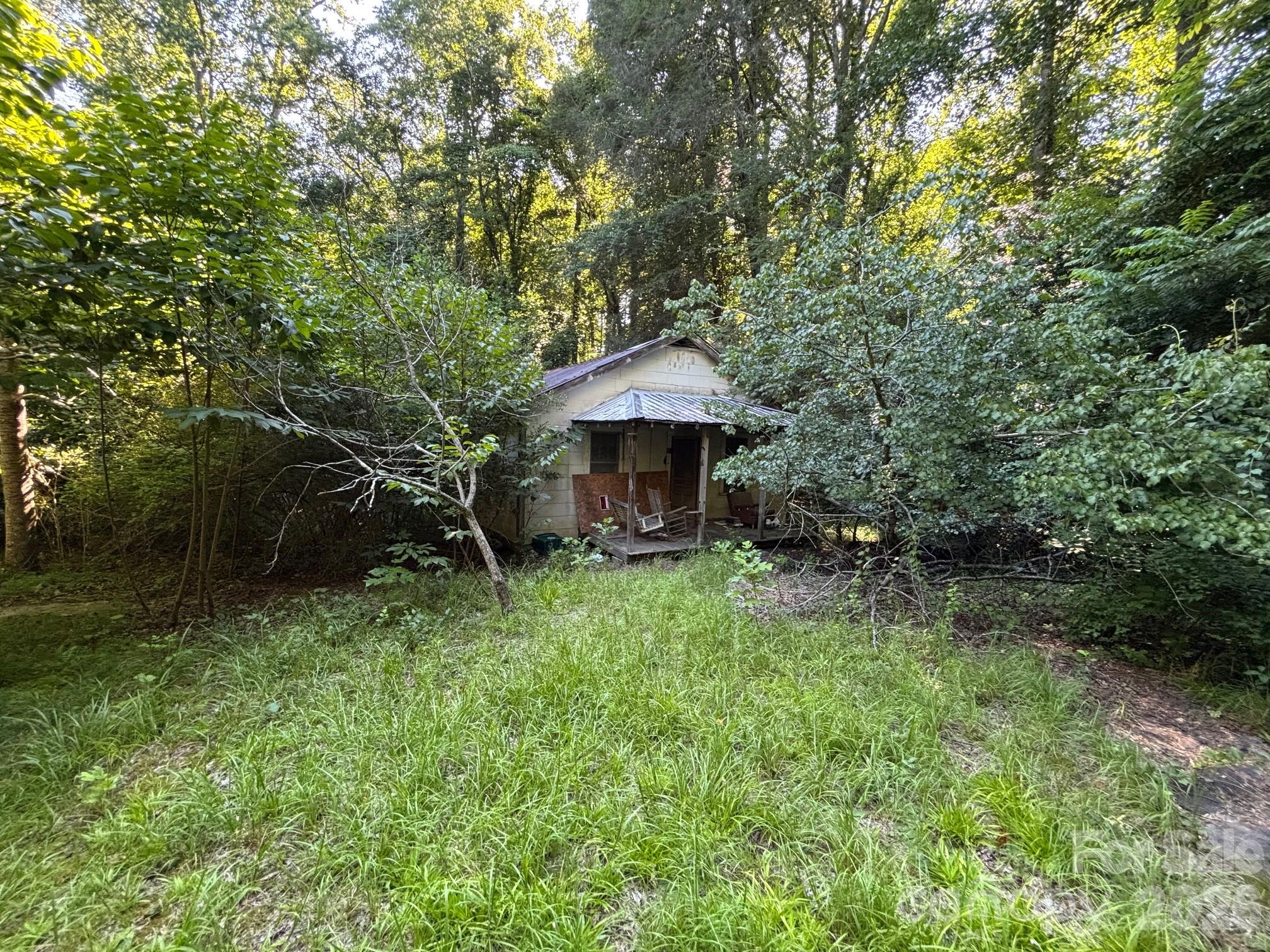 V/l Woodland Drive Property Photo 3
