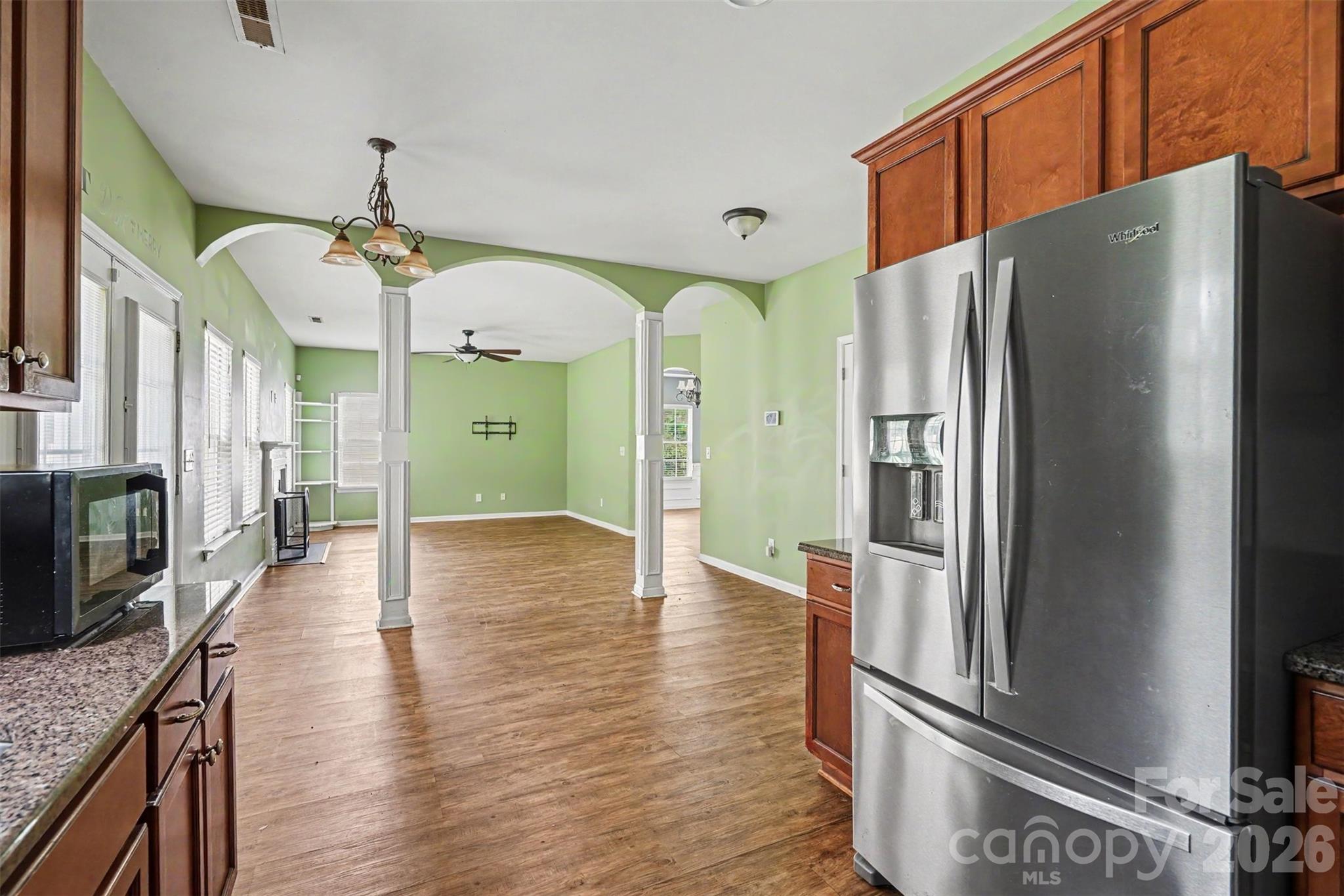 697 Yvonne Drive Property Photo 9