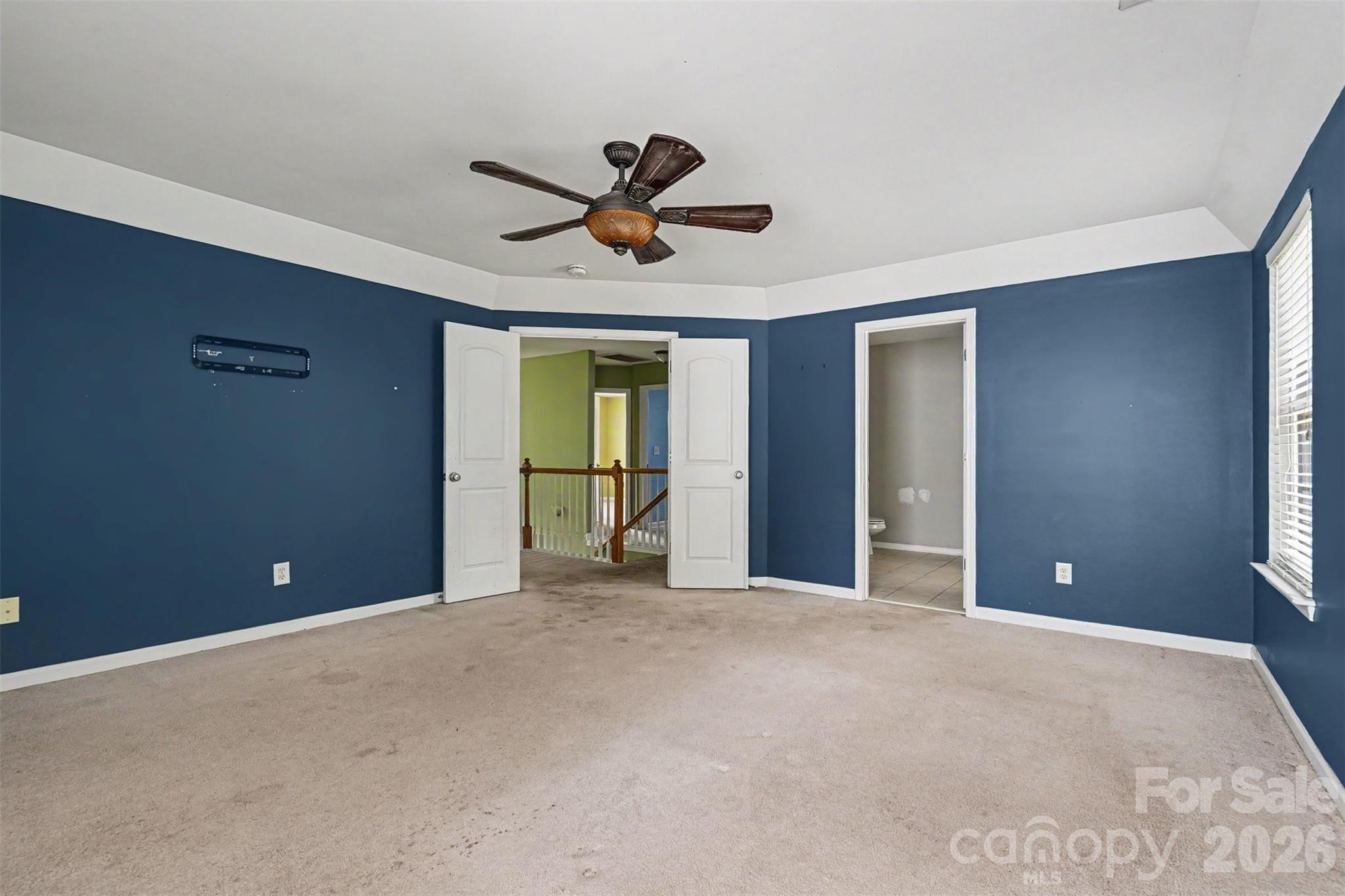 697 Yvonne Drive Property Photo 14