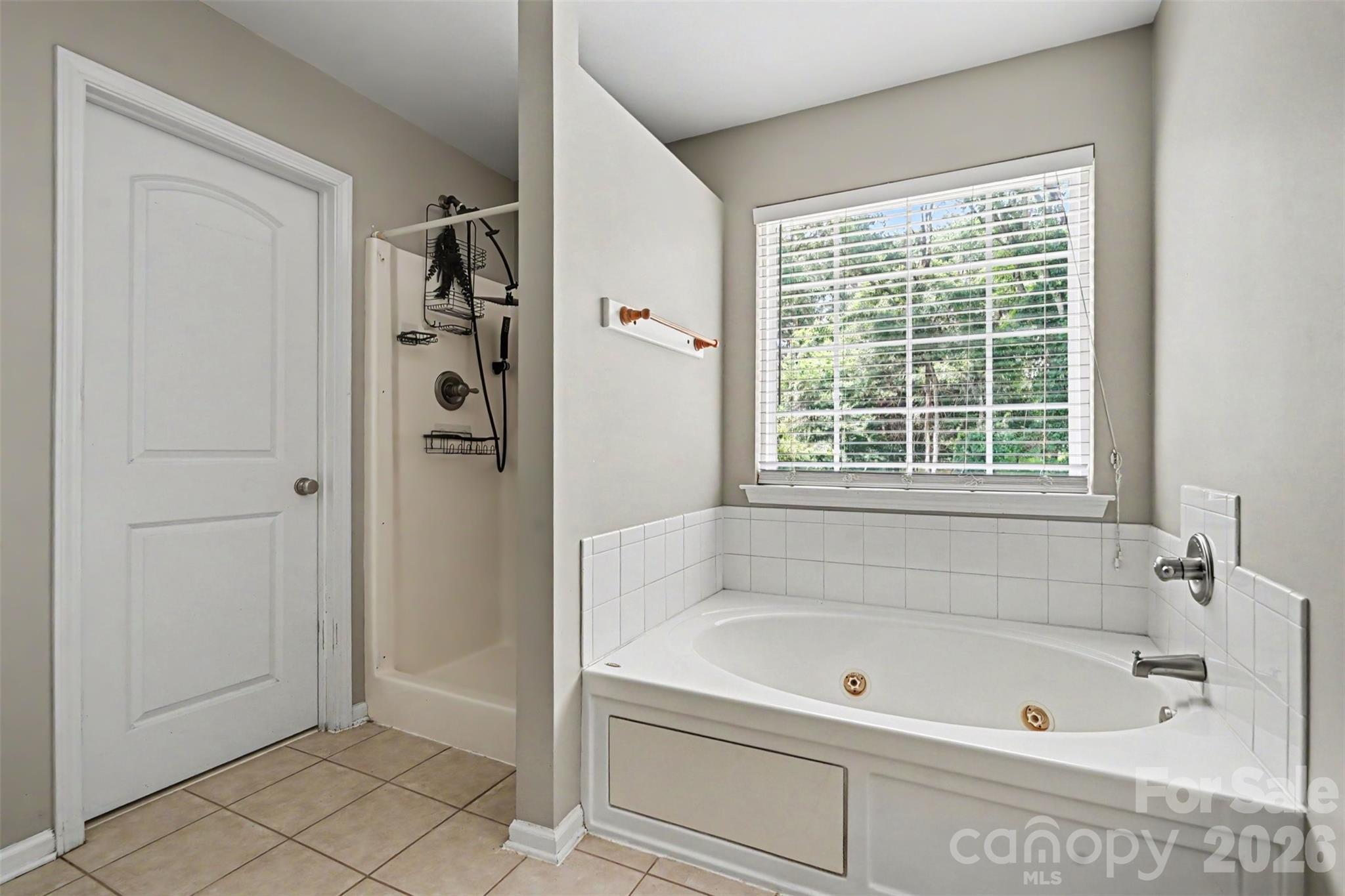 697 Yvonne Drive Property Photo 15