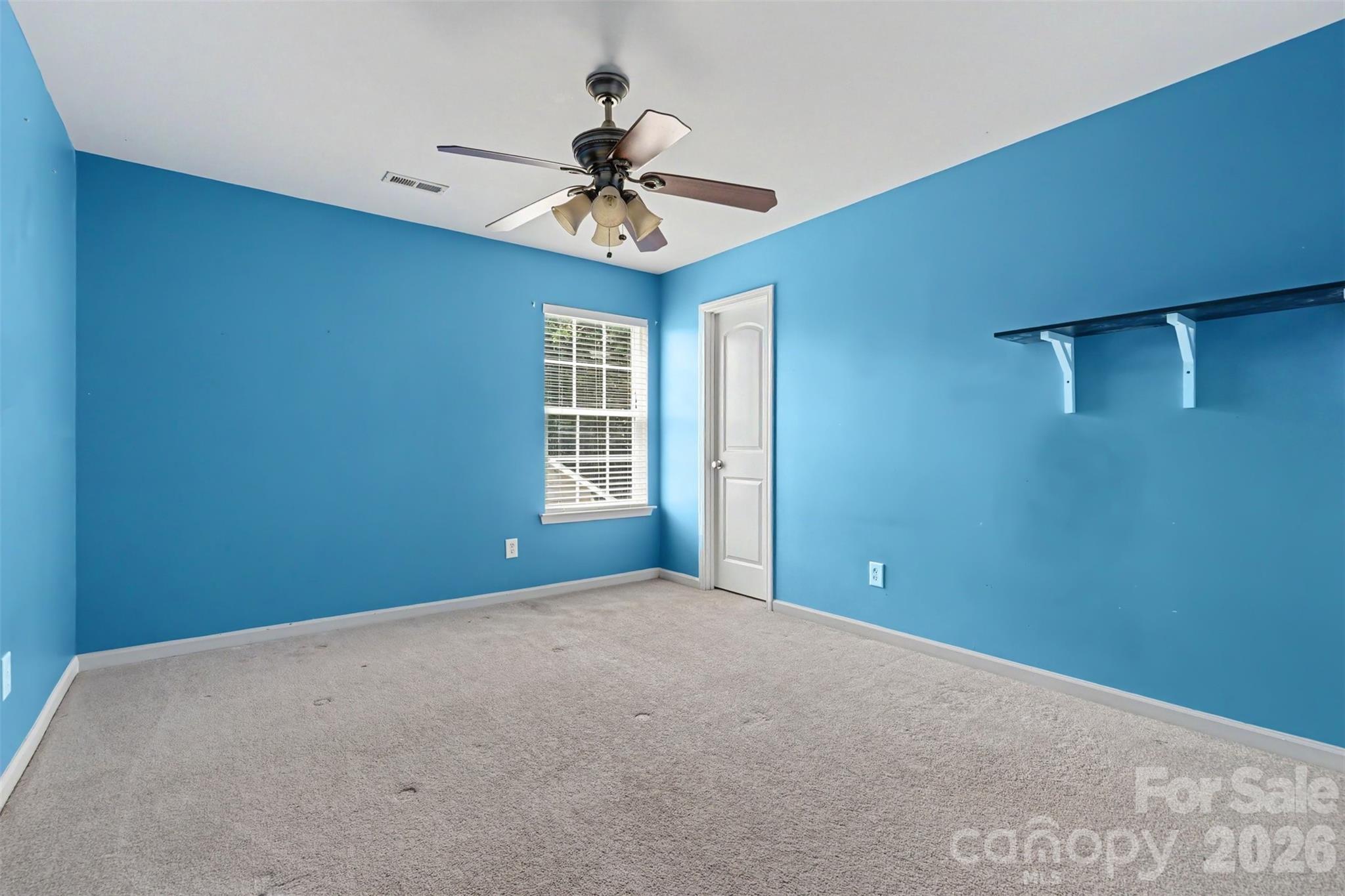 697 Yvonne Drive Property Photo 18