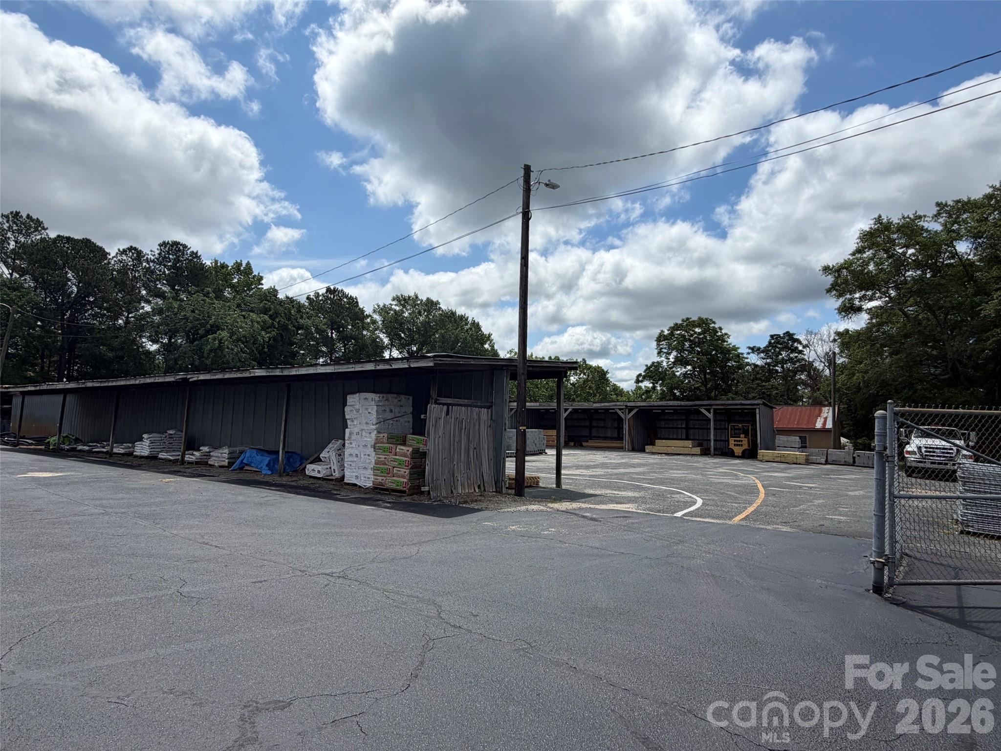 167 Shop Road Property Photo 4
