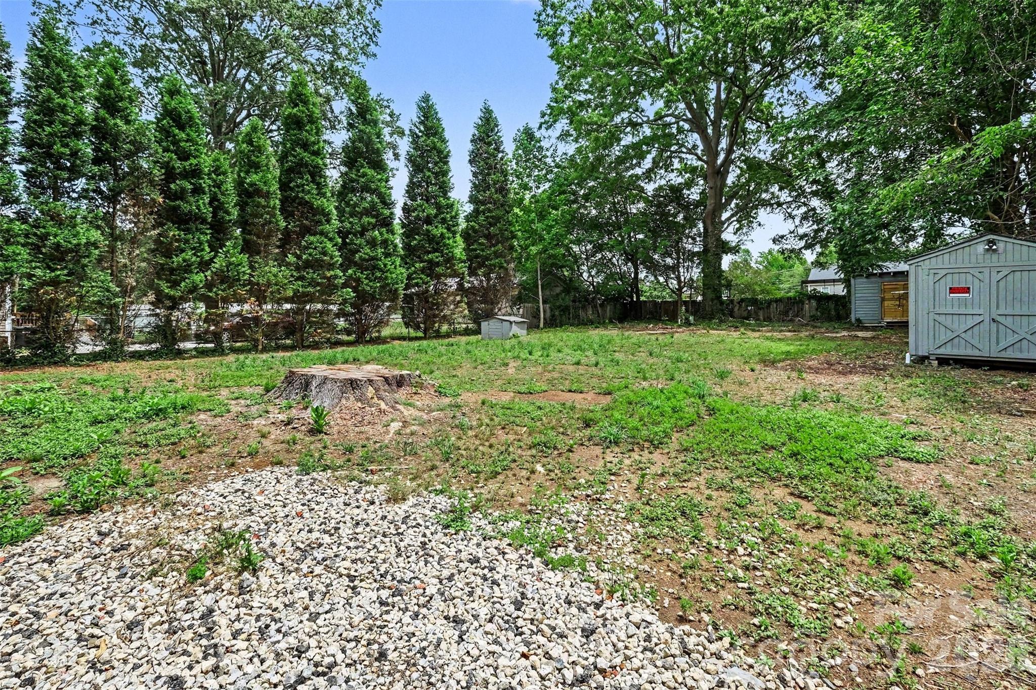 5475 Bertie Avenue Property Photo 23