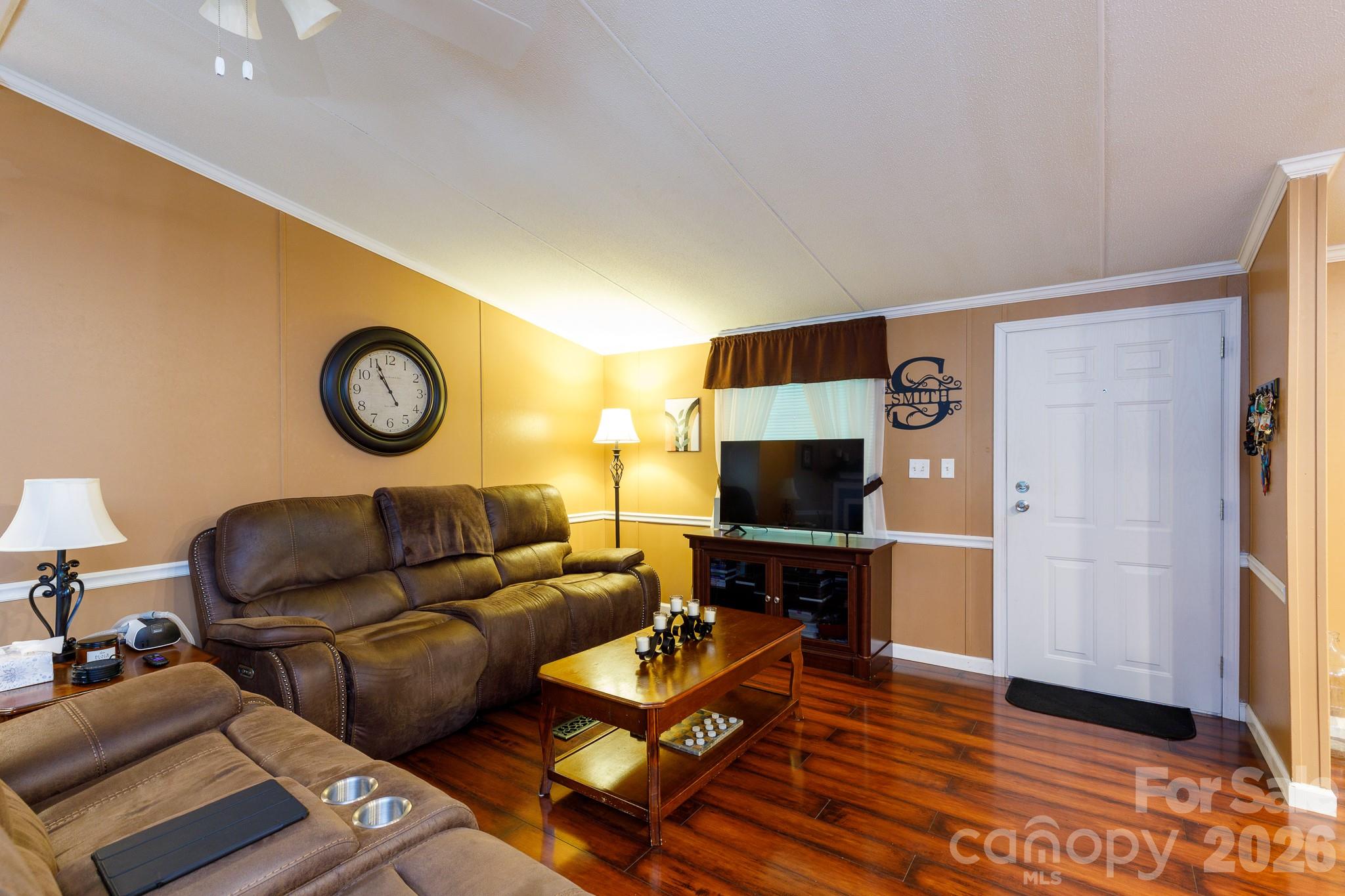 652 Sutton Spring Road Property Photo 4