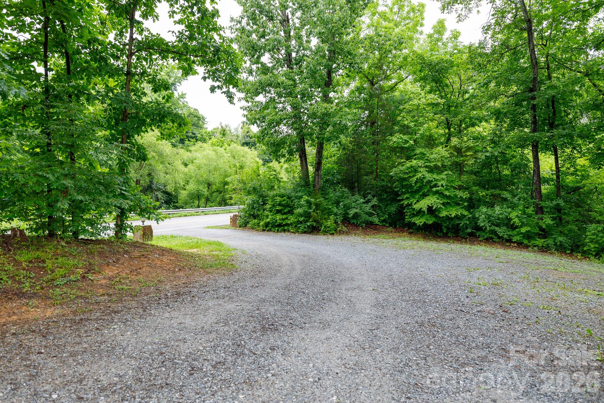 652 Sutton Spring Road Property Photo 18